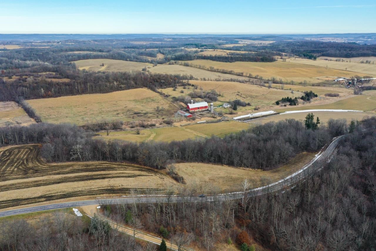 Reedsburg, Wisconsin, 53959, United States, ,2 BathroomsBathrooms,Residential,Active,1757393