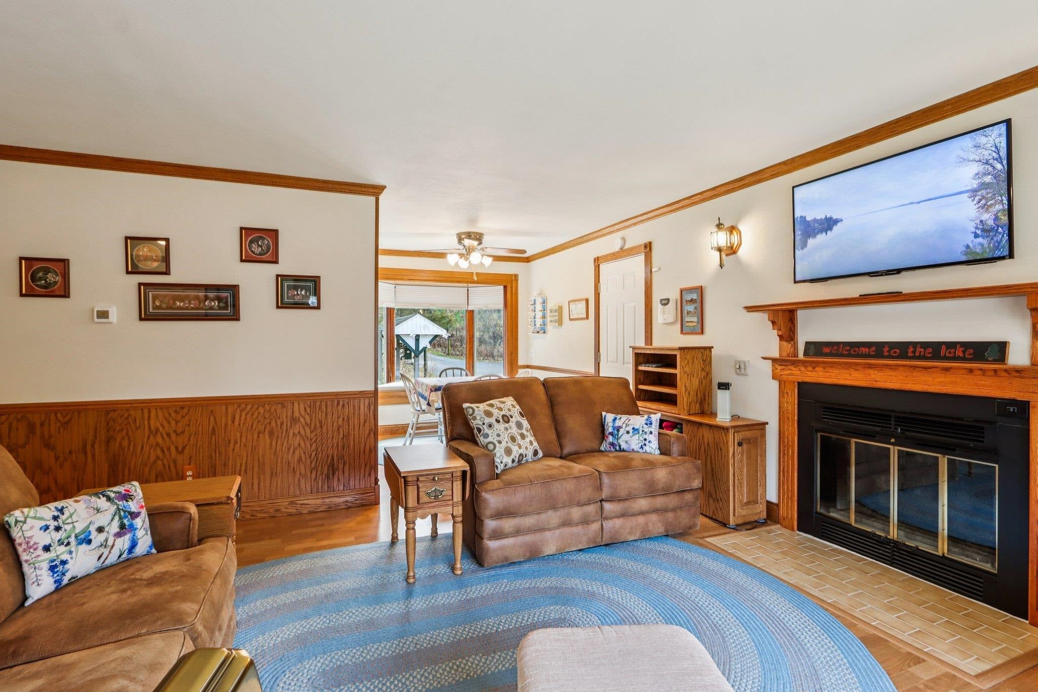 Poynette, Wisconsin, 53955, United States, 4 Bedrooms Bedrooms, ,2 BathroomsBathrooms,Residential,Active,1997880