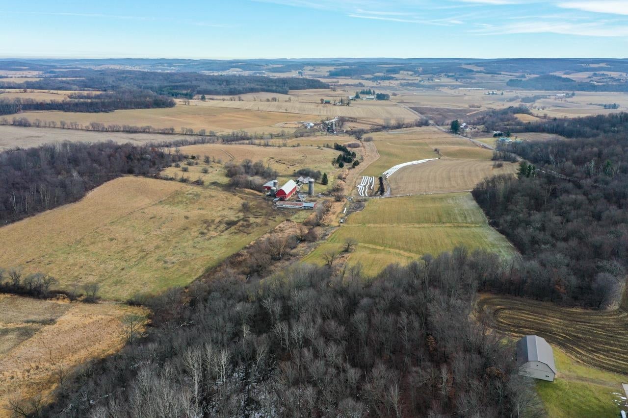 Reedsburg, Wisconsin, 53959, United States, ,2 BathroomsBathrooms,Residential,Active,1757393