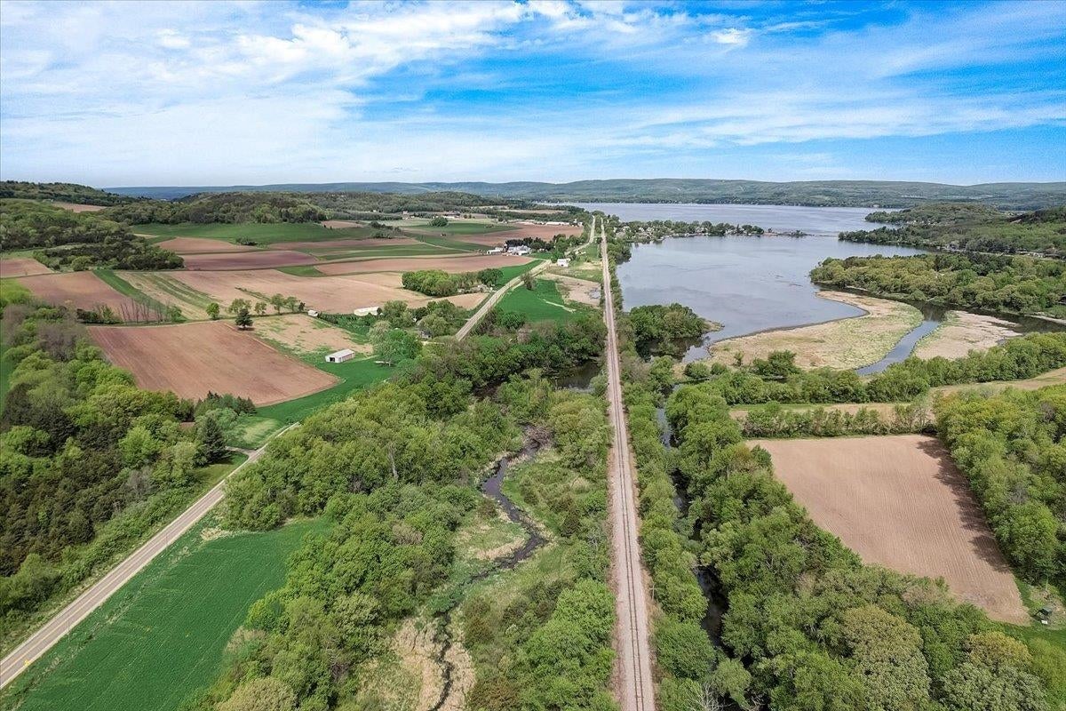 Lodi, Wisconsin, 53555, United States, 4 Bedrooms Bedrooms, ,2 BathroomsBathrooms,Residential,Contingent,2007323