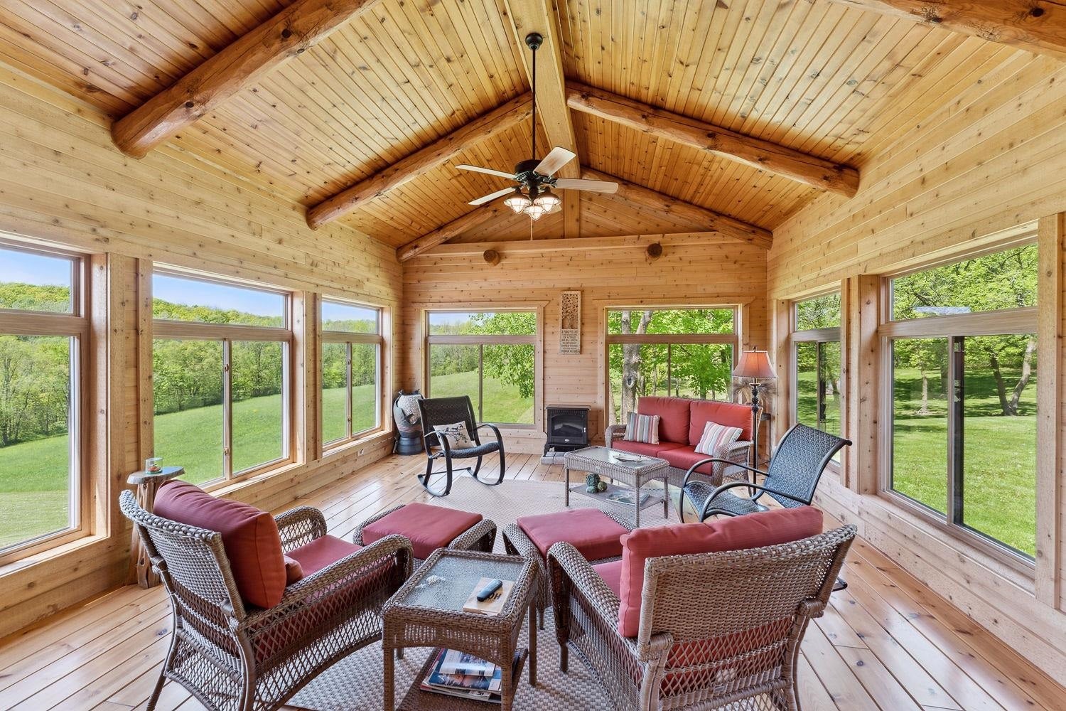 La Valle, Wisconsin, 53941, United States, 3 Bedrooms Bedrooms, ,4 BathroomsBathrooms,Residential,Active,1898021