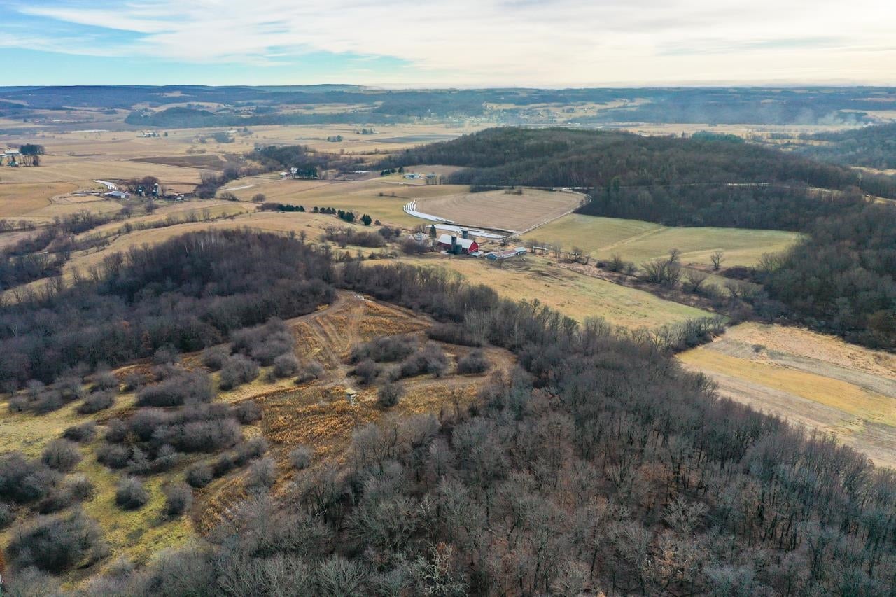 Reedsburg, Wisconsin, 53959, United States, ,2 BathroomsBathrooms,Residential,Active,1757393