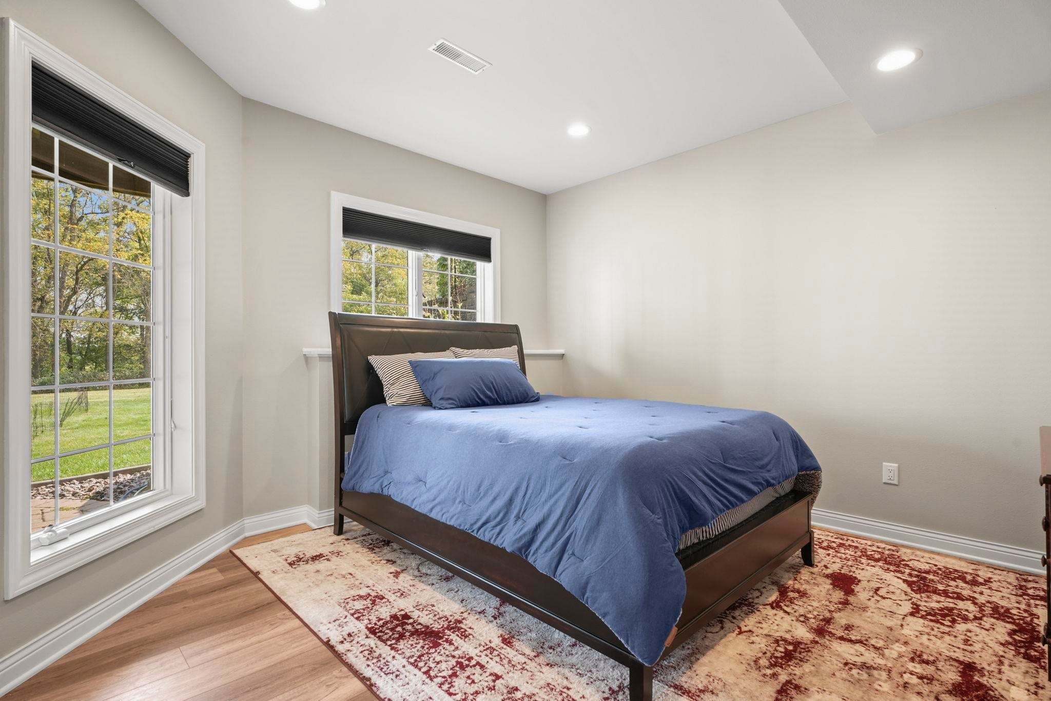 Mineral Point, Wisconsin, 53565, United States, 6 Bedrooms Bedrooms, ,3 BathroomsBathrooms,Residential,Active,1960179