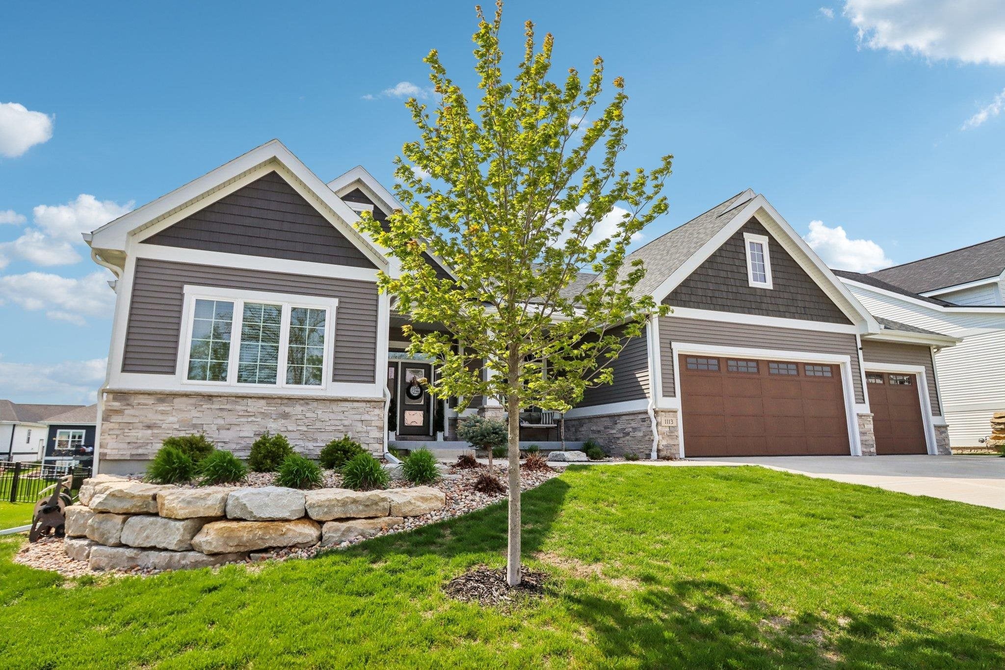 Waunakee, Wisconsin, 53597, United States, 4 Bedrooms Bedrooms, ,4 BathroomsBathrooms,Residential,Active,1892417