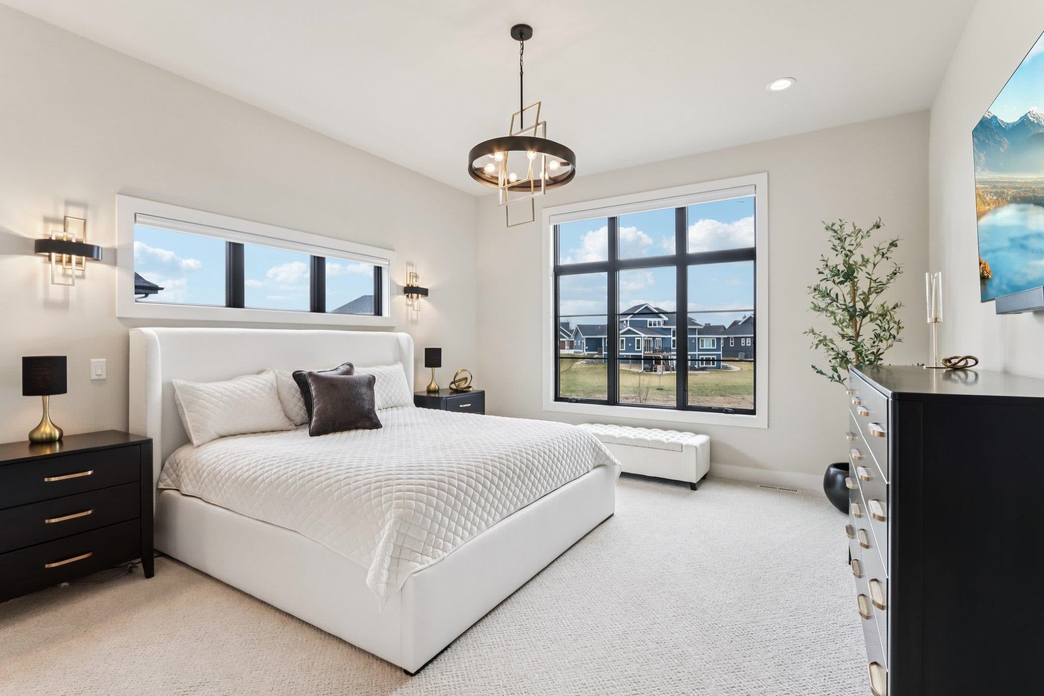 VIEWS OF THE COUNTRYSIDE + BACKS TO CONSERVANCY! IMPECCABLE TWO YEAR O – image 21