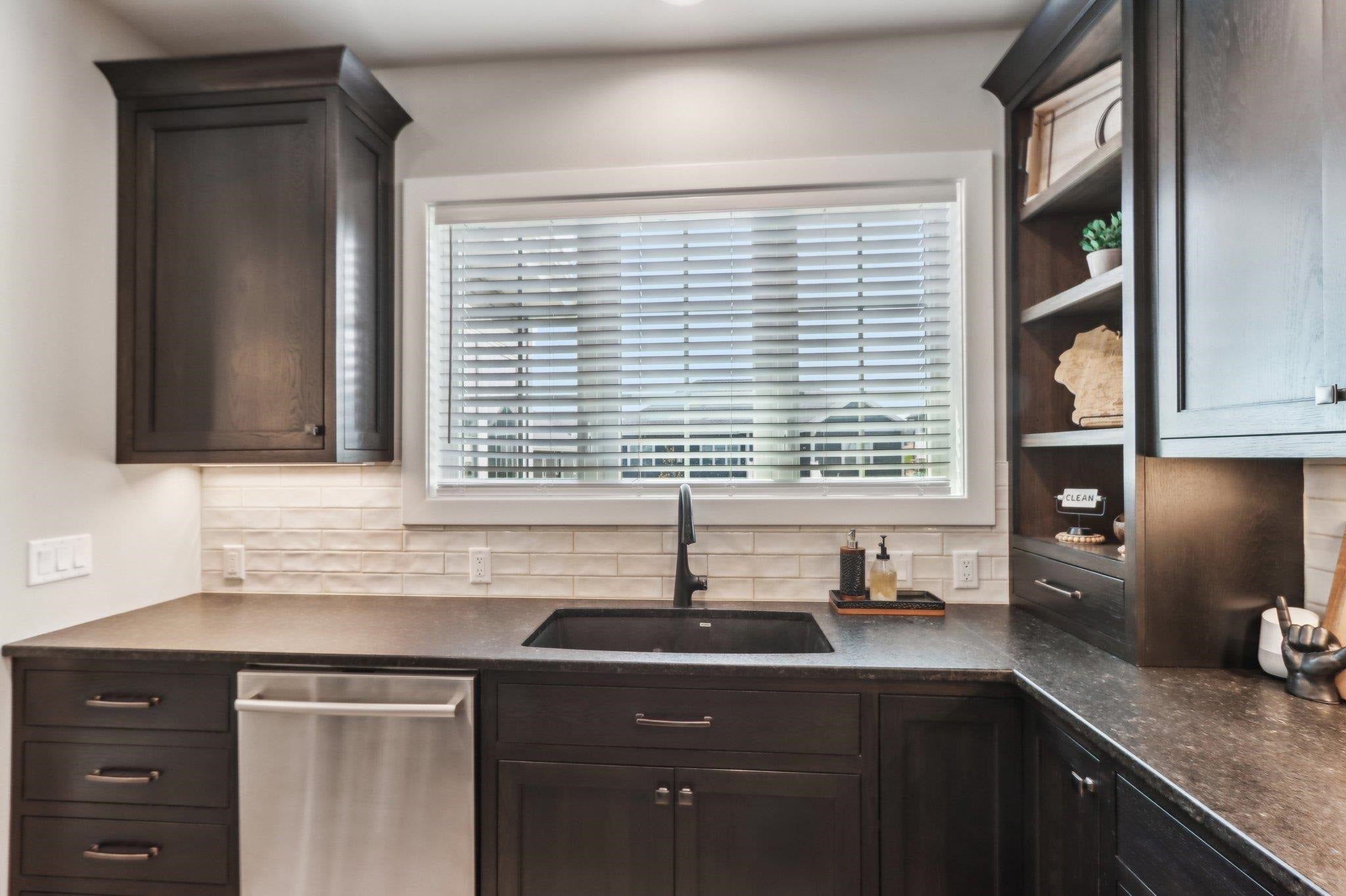 Waunakee, Wisconsin, 53597, United States, 4 Bedrooms Bedrooms, ,4 BathroomsBathrooms,Residential,Active,1892417