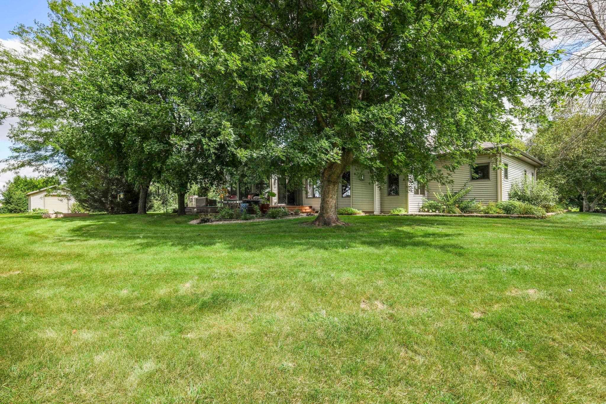 Stoughton, Wisconsin, 53589, United States, 4 Bedrooms Bedrooms, ,3 BathroomsBathrooms,Residential,Active,1929697