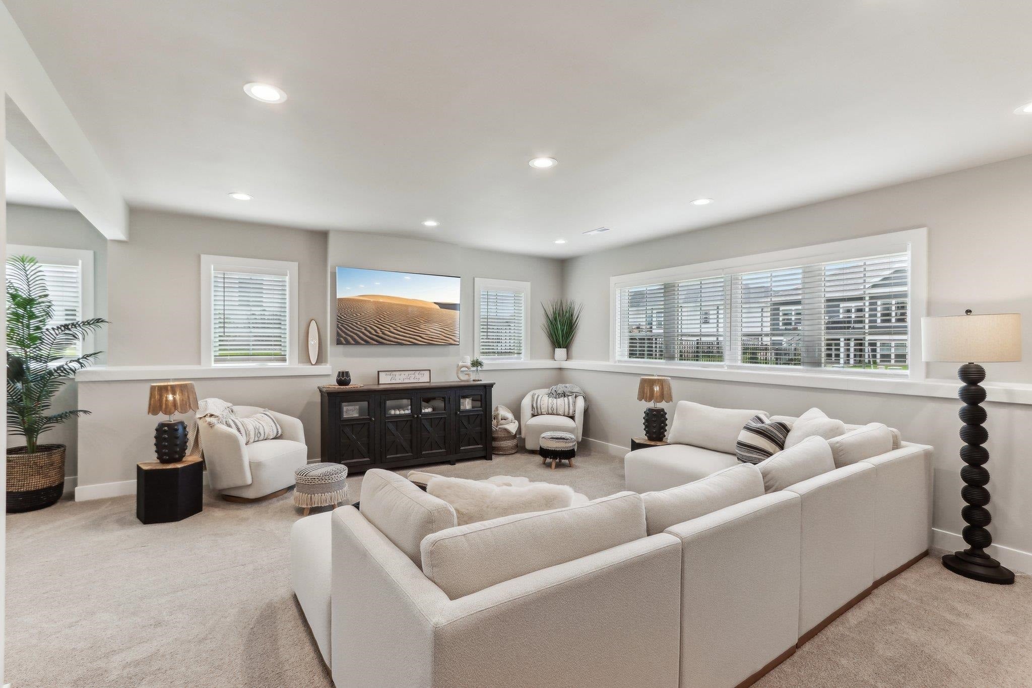 Waunakee, Wisconsin, 53597, United States, 4 Bedrooms Bedrooms, ,4 BathroomsBathrooms,Residential,Active,2007108