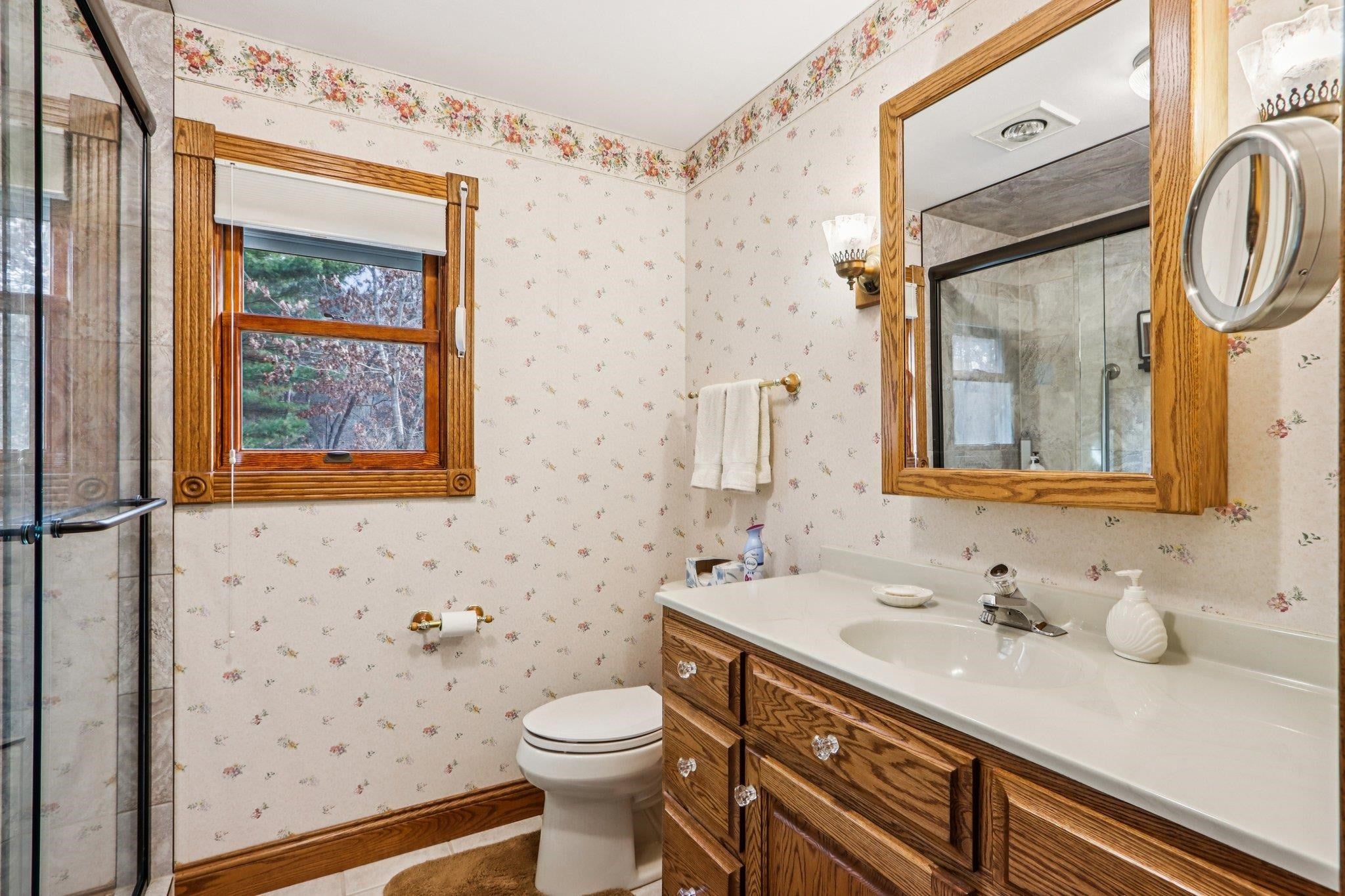 Poynette, Wisconsin, 53955, United States, 4 Bedrooms Bedrooms, ,2 BathroomsBathrooms,Residential,Active,1997880