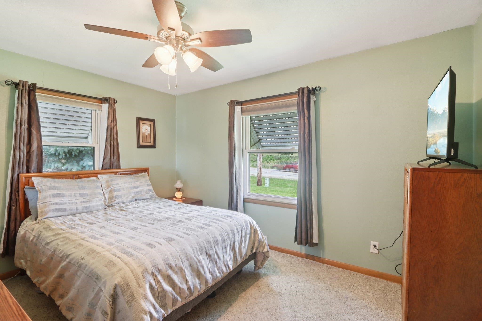 Deforest, Wisconsin, 53532, United States, 3 Bedrooms Bedrooms, ,1 BathroomBathrooms,Residential,Active,1929711