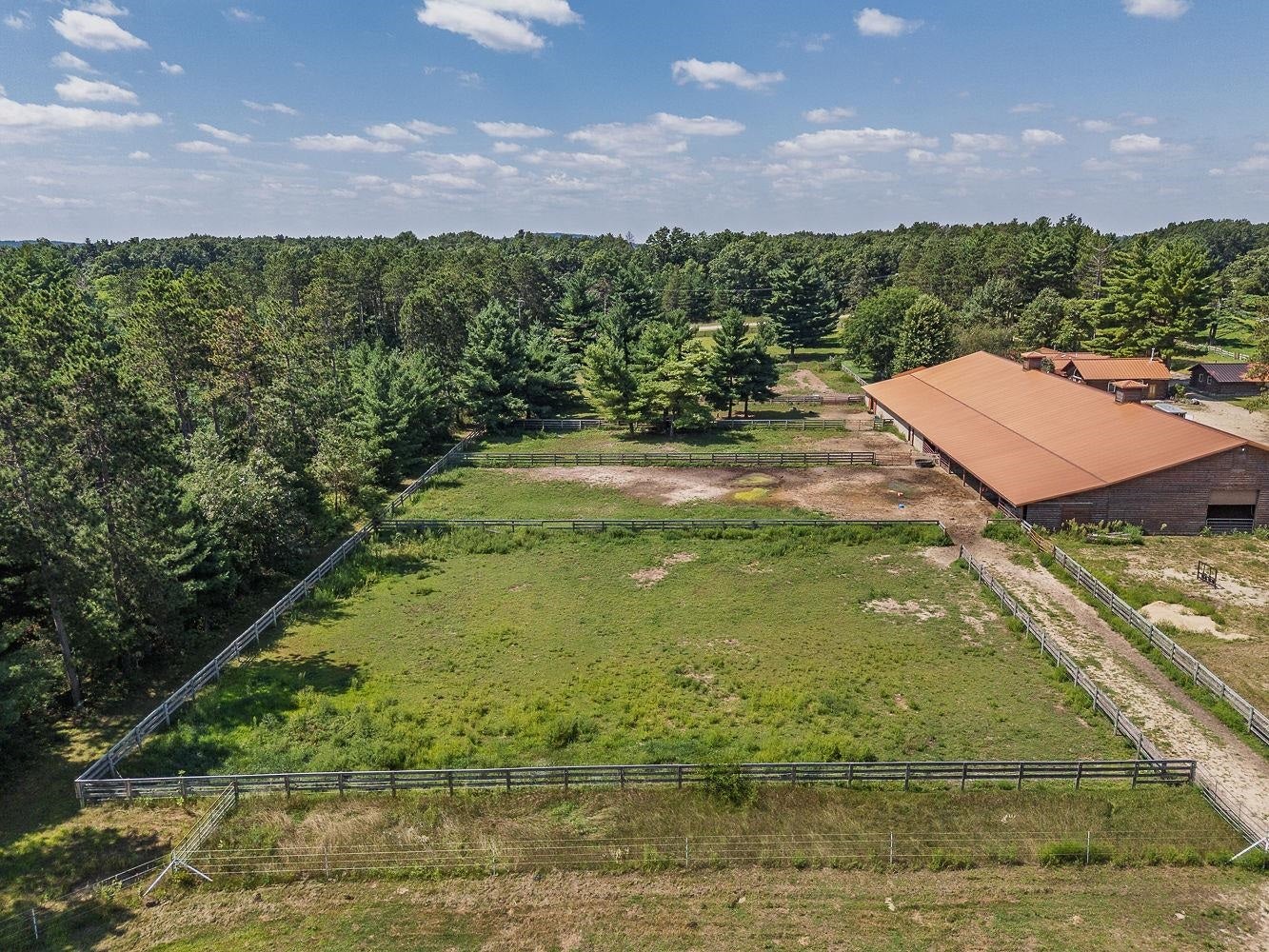 Montello, Wisconsin, 53949, United States, 3 Bedrooms Bedrooms, ,3 BathroomsBathrooms,Residential,Active,1927657