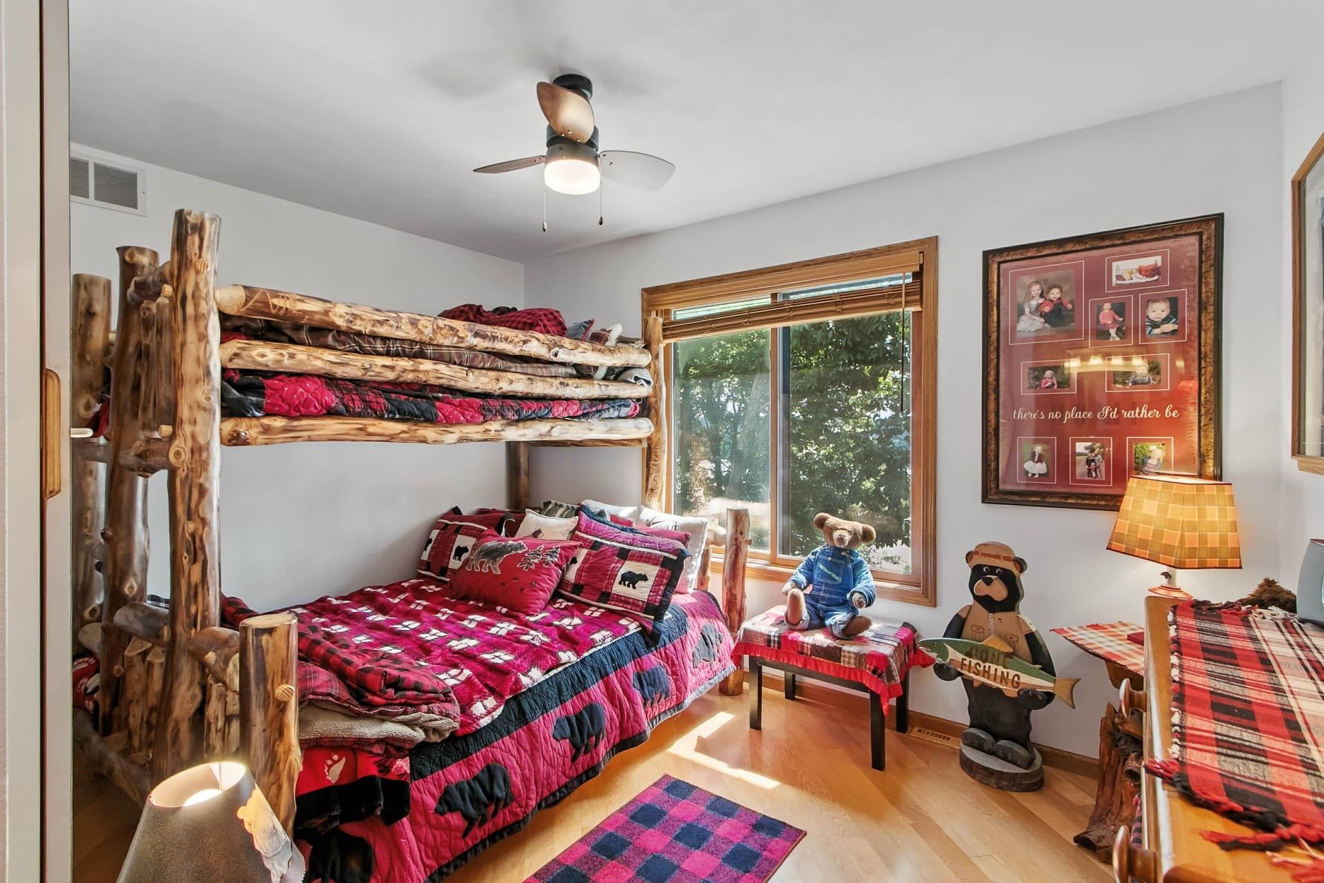 Poynette, Wisconsin, 53955, United States, 3 Bedrooms Bedrooms, ,4 BathroomsBathrooms,Residential,Active,1920246