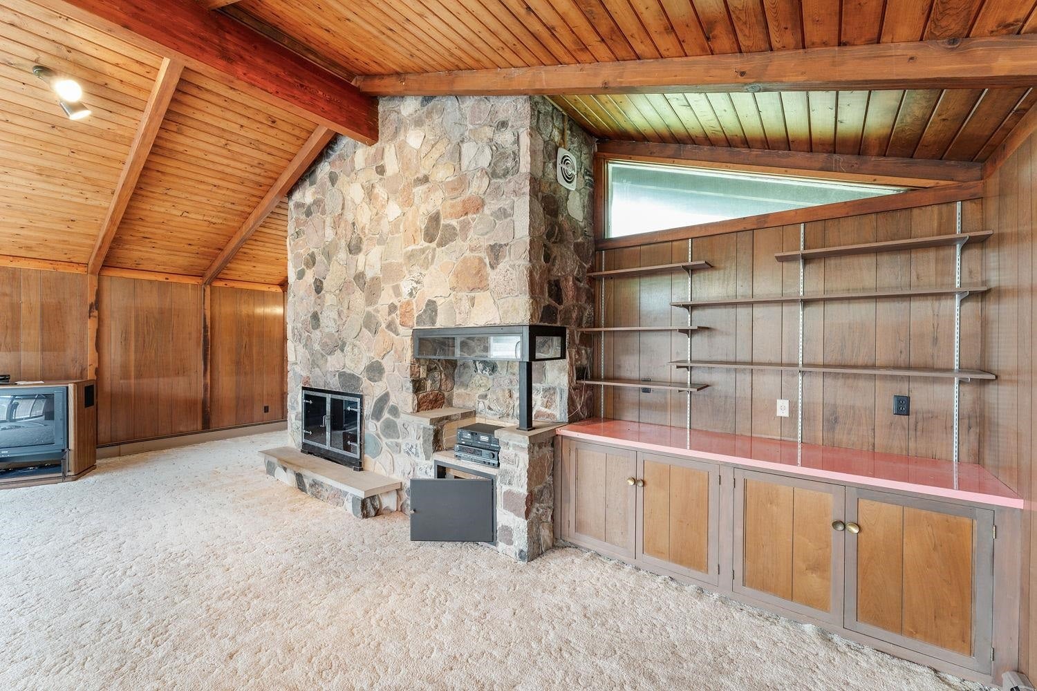 Wisconsin Dells, Wisconsin, 53965, United States, 4 Bedrooms Bedrooms, ,3 BathroomsBathrooms,Residential,Active,1973644