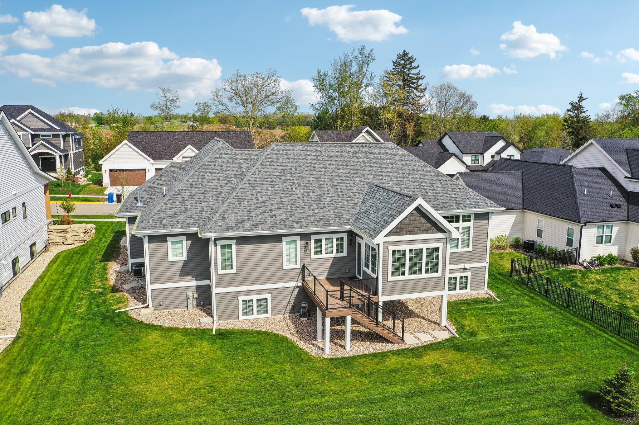 Waunakee, Wisconsin, 53597, United States, 4 Bedrooms Bedrooms, ,4 BathroomsBathrooms,Residential,Active,2007108