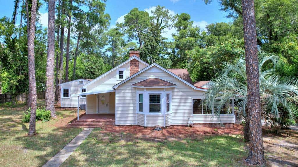 1209 MARYLAND DR, ALBANY, GA 31707, photo 1 of 50