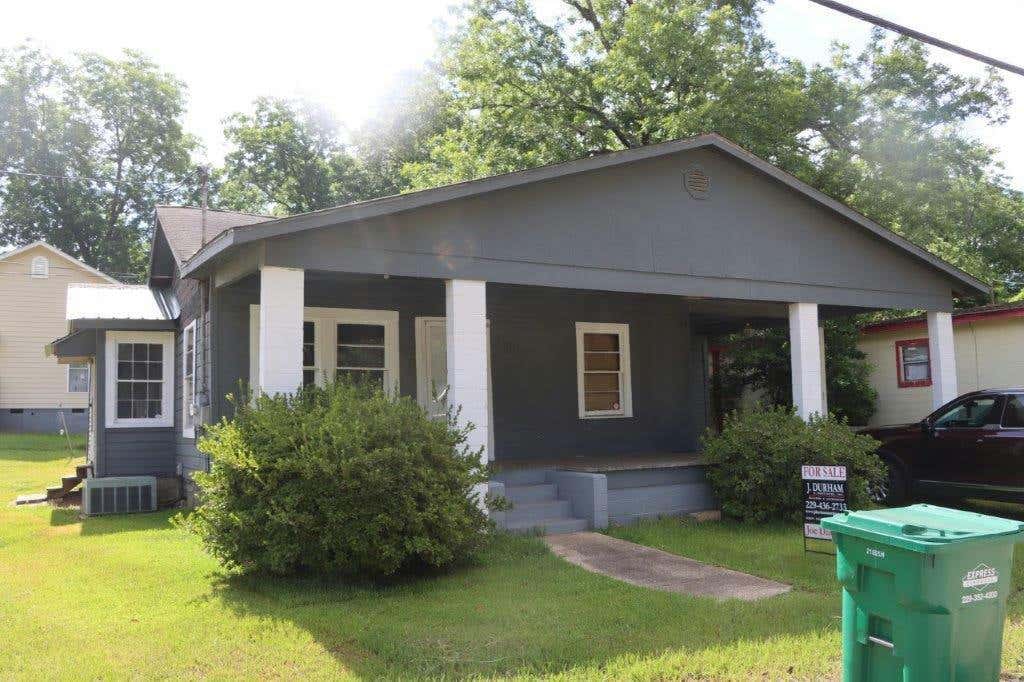 880 CENTER ST NE, DAWSON, GA 39842, photo 1 of 6