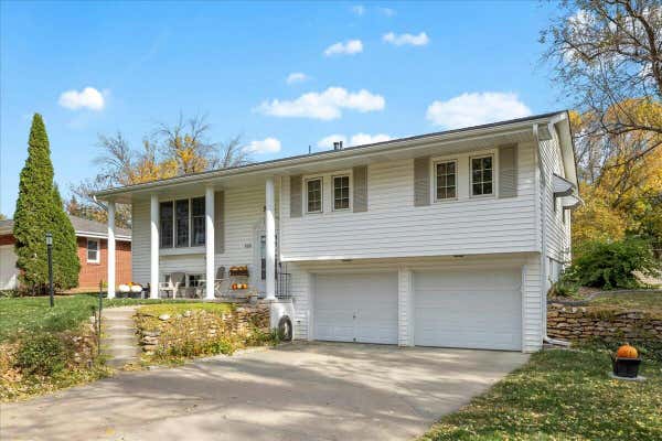 105 SURREY AVE, COUNCIL BLUFFS, IA 51503 - Image 1