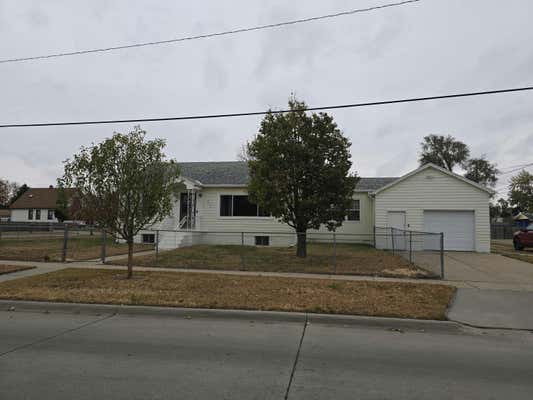 805 S 32ND ST, COUNCIL BLUFFS, IA 51501 - Image 1