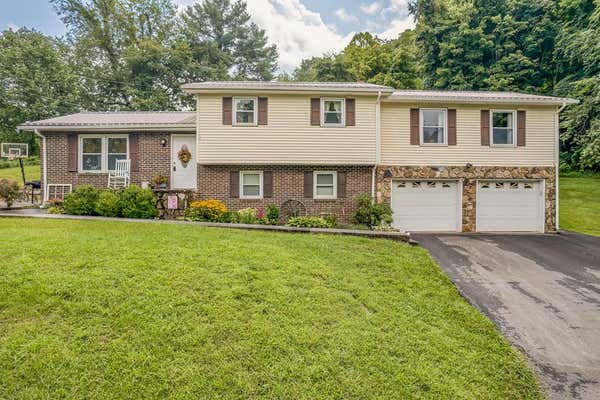 302 SPRING DR, CEDAR BLUFF, VA 24609 - Image 1