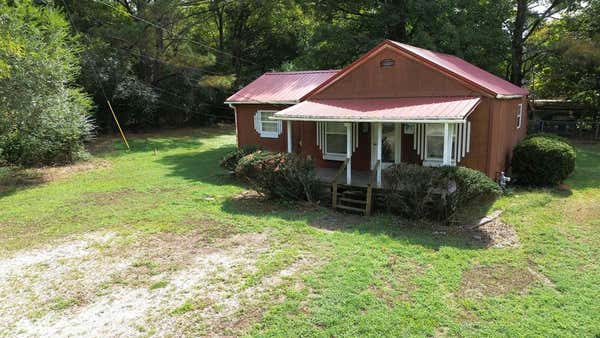 75 DYKE ST, BIG SANDY, TN 38221 - Image 1