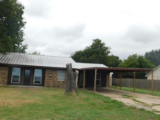 214 N CALHOUN ST, GROESBECK, TX 76642 - Image 1