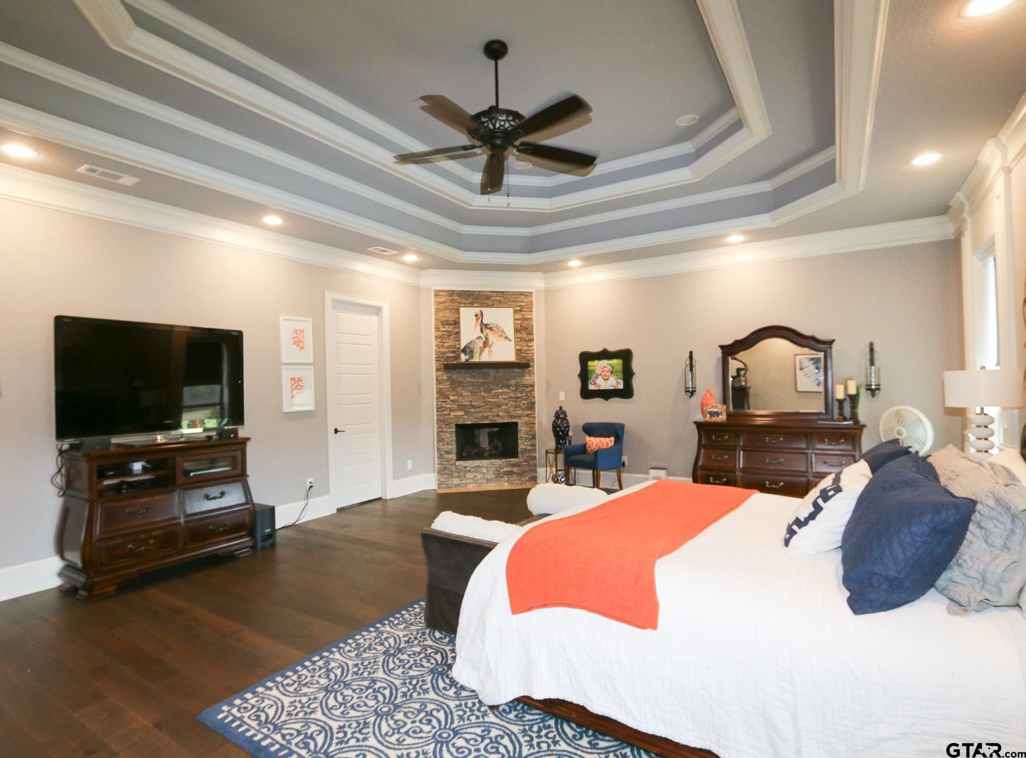 Tyler, Texas, 75703, United States, 6 Bedrooms Bedrooms, ,9 BathroomsBathrooms,Residential,Active,2006929