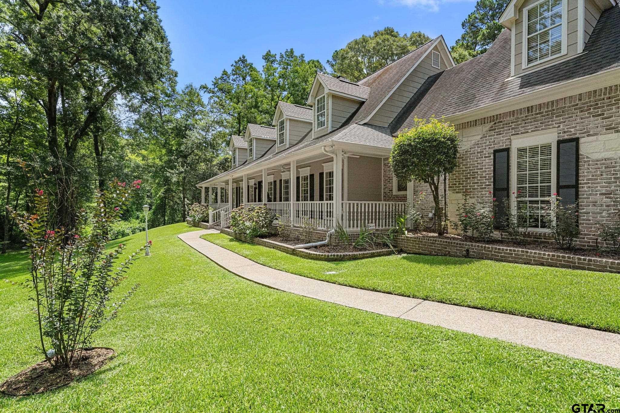 Tyler, Texas, 75703, United States, 6 Bedrooms Bedrooms, ,5 BathroomsBathrooms,Residential,Active,1892424