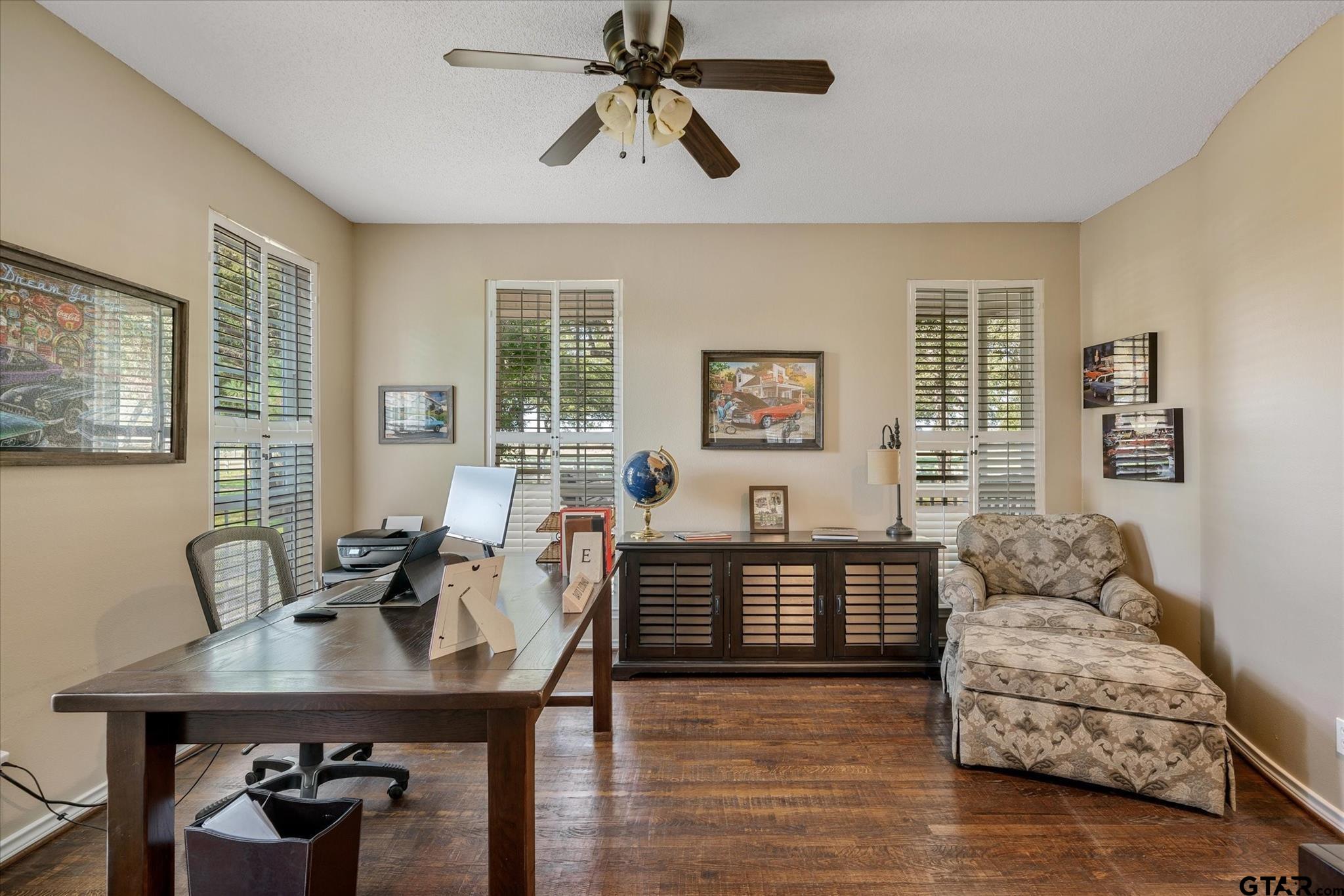 Mabank, Texas, 75147, United States, 5 Bedrooms Bedrooms, ,7 BathroomsBathrooms,Residential,Active,1985855