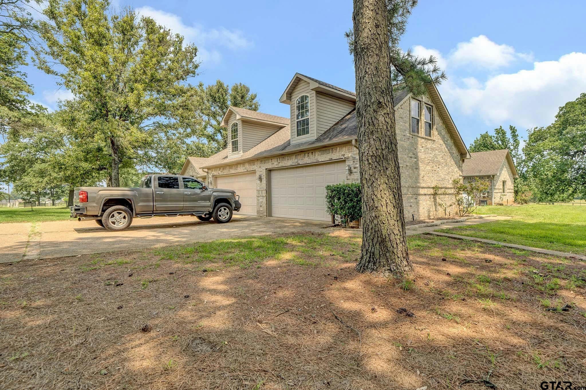 Lindale, Texas, 75771, United States, 4 Bedrooms Bedrooms, ,4 BathroomsBathrooms,Residential,Active,1914591
