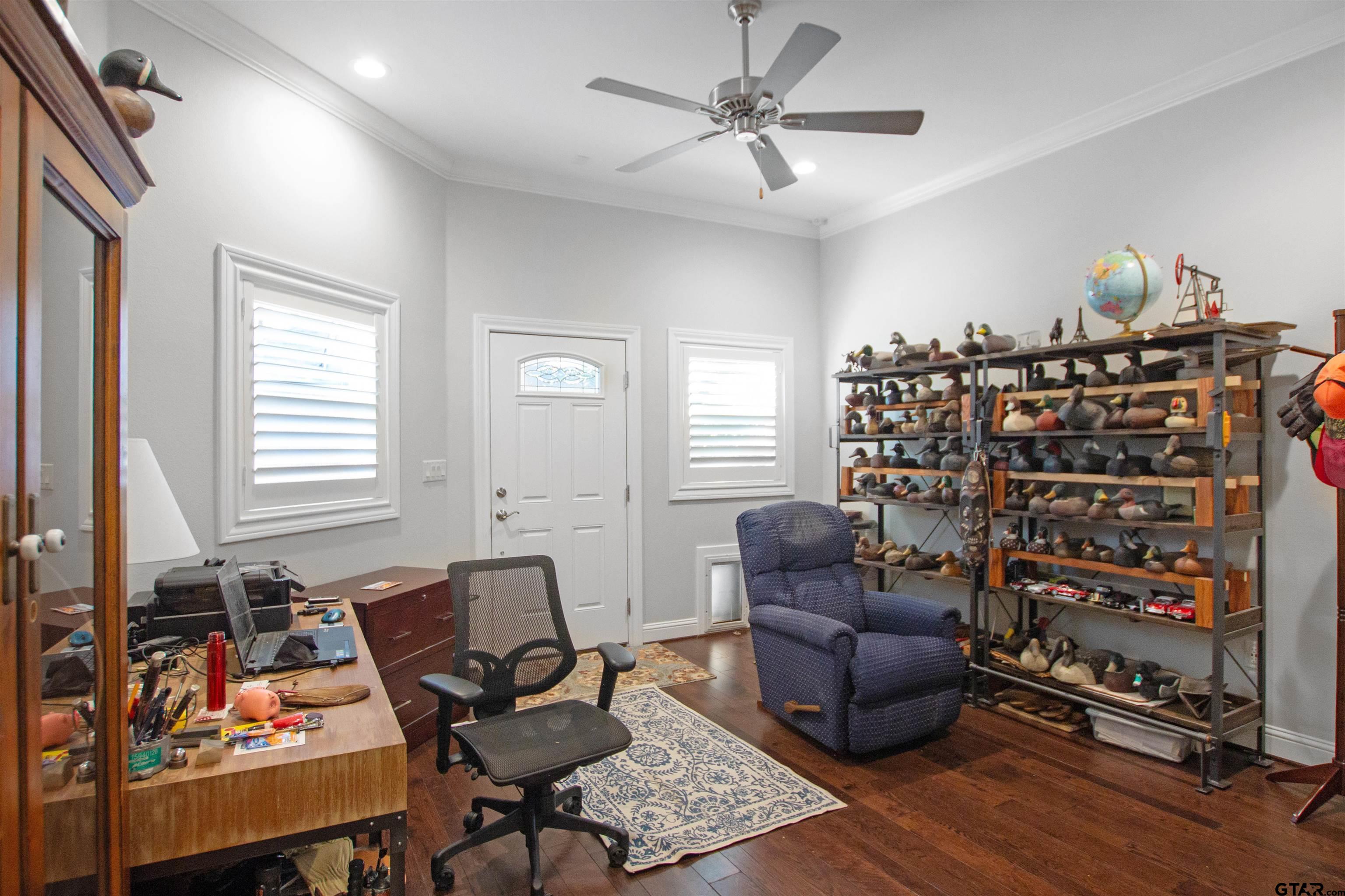 Flint, Texas, 75762, United States, 5 Bedrooms Bedrooms, ,6 BathroomsBathrooms,Residential,Active,1987250