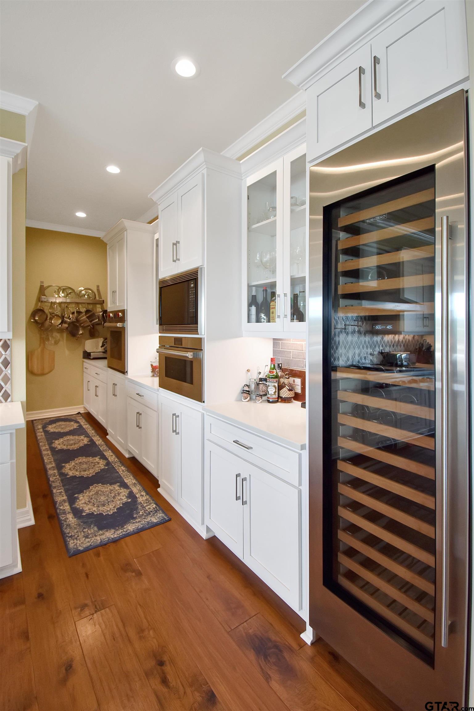 Brownsboro, Texas, 75756, United States, 5 Bedrooms Bedrooms, ,4 BathroomsBathrooms,Residential,Active,1905124