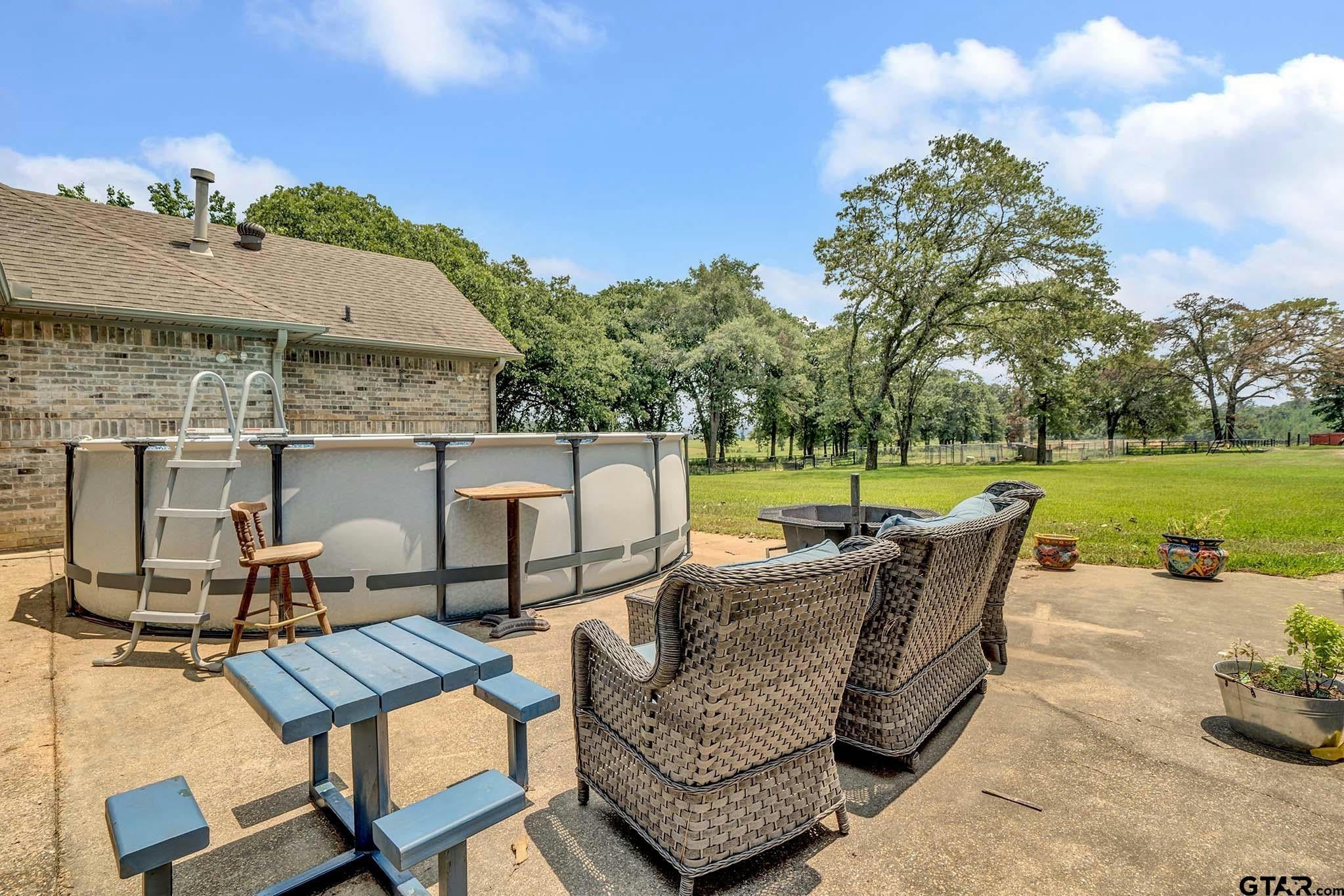 Lindale, Texas, 75771, United States, 4 Bedrooms Bedrooms, ,4 BathroomsBathrooms,Residential,Active,1914591