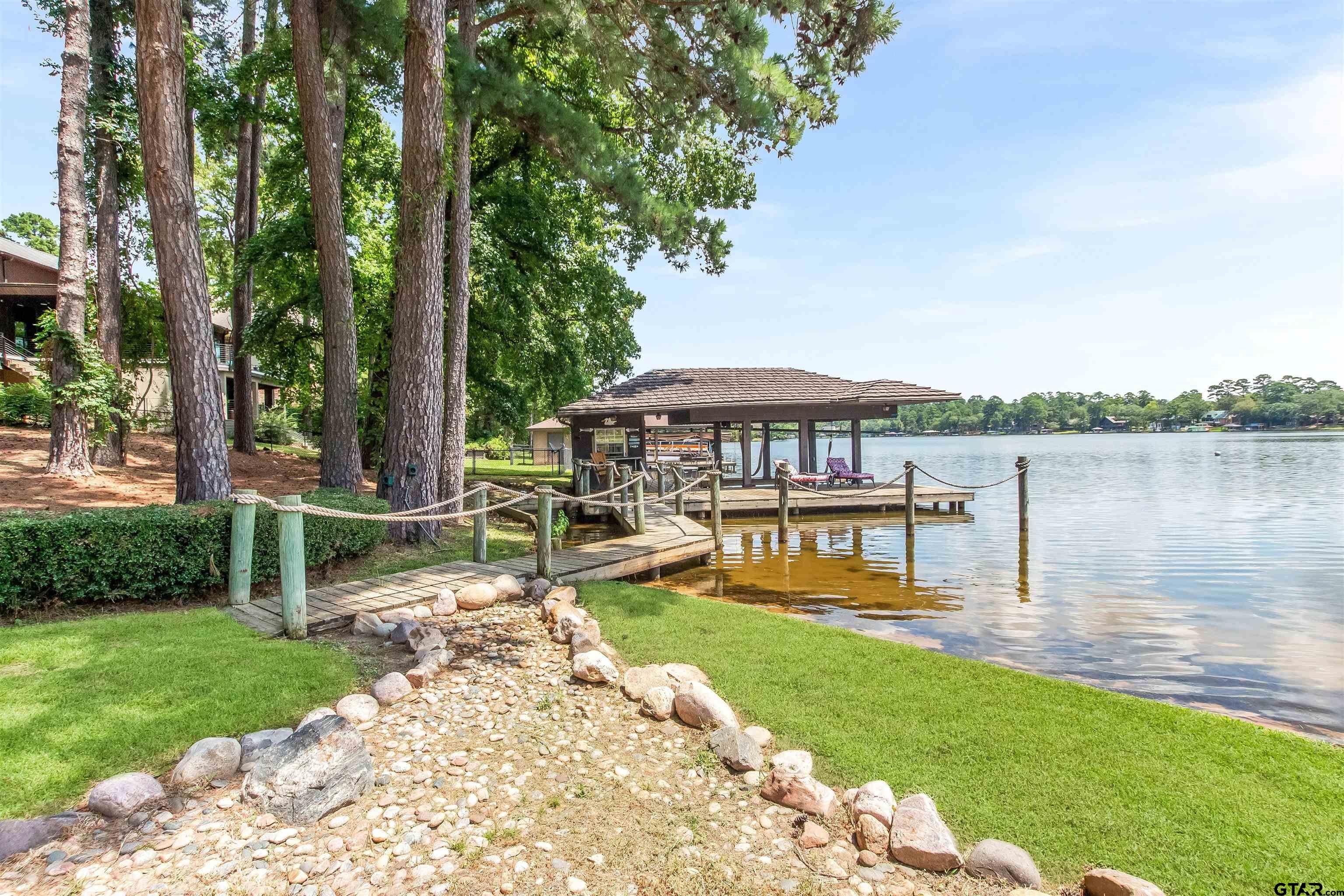 Hideaway, Texas, 75771, United States, 4 Bedrooms Bedrooms, ,5 BathroomsBathrooms,Residential,Contingent,1920232