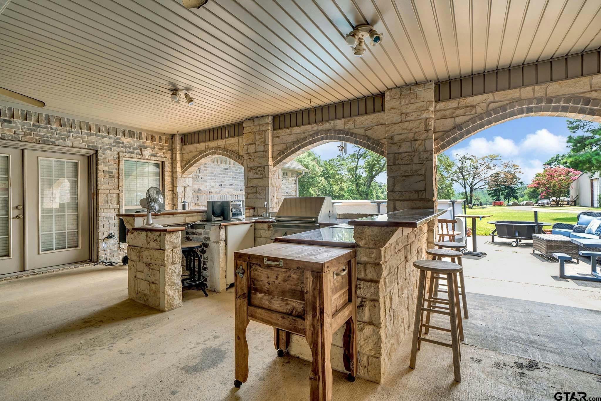 Lindale, Texas, 75771, United States, 4 Bedrooms Bedrooms, ,4 BathroomsBathrooms,Residential,Active,1914591
