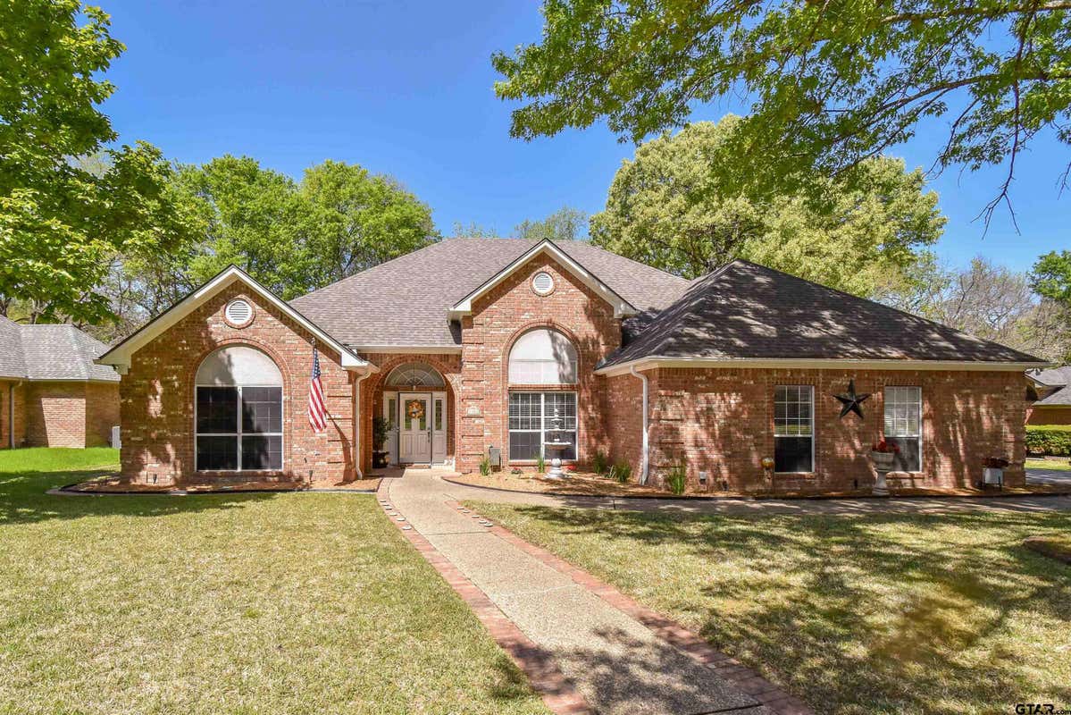 3304 PINECREEK DR, TYLER, TX 75707, photo 1 of 29