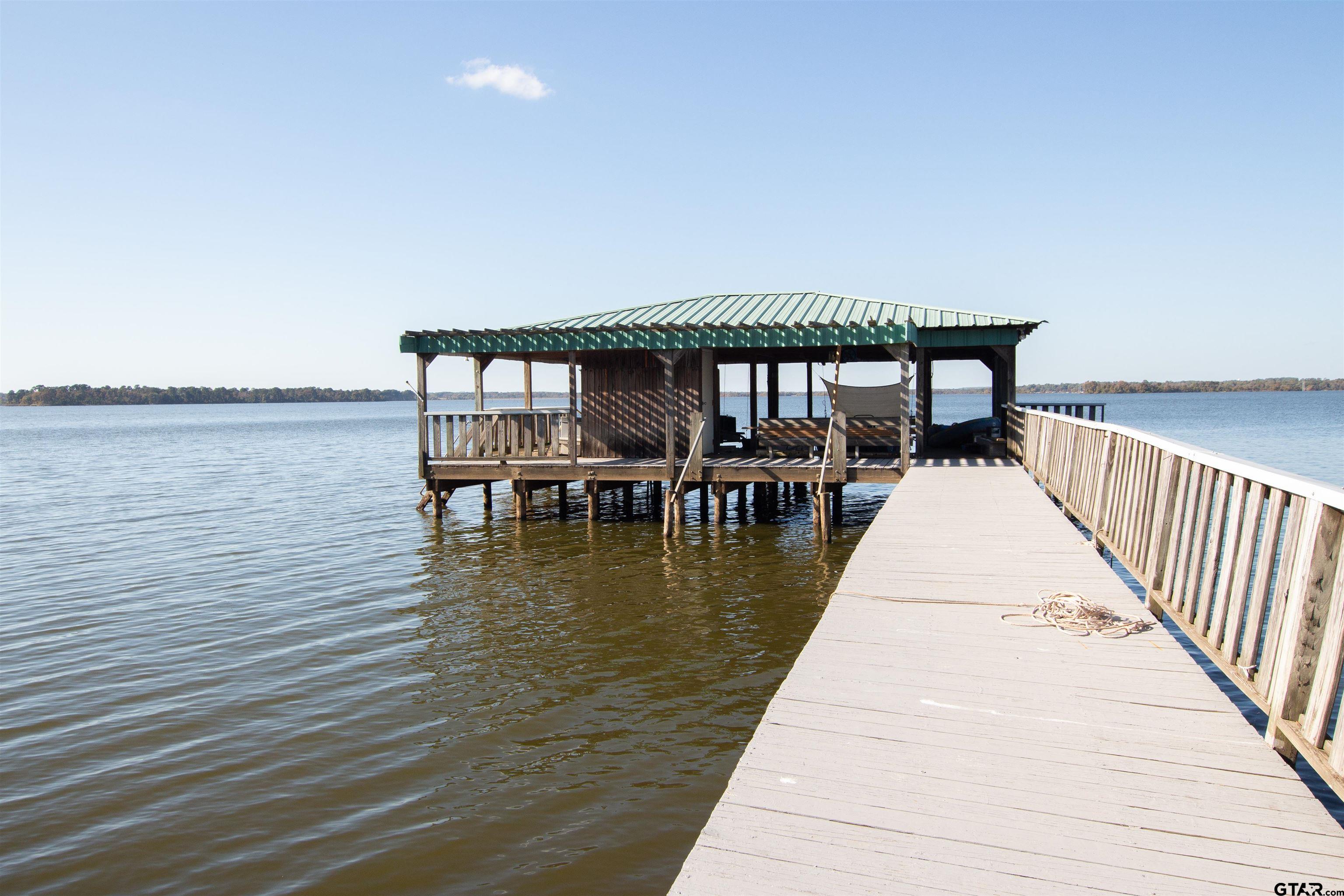 Flint, Texas, 75762, United States, 5 Bedrooms Bedrooms, ,6 BathroomsBathrooms,Residential,Active,1987250