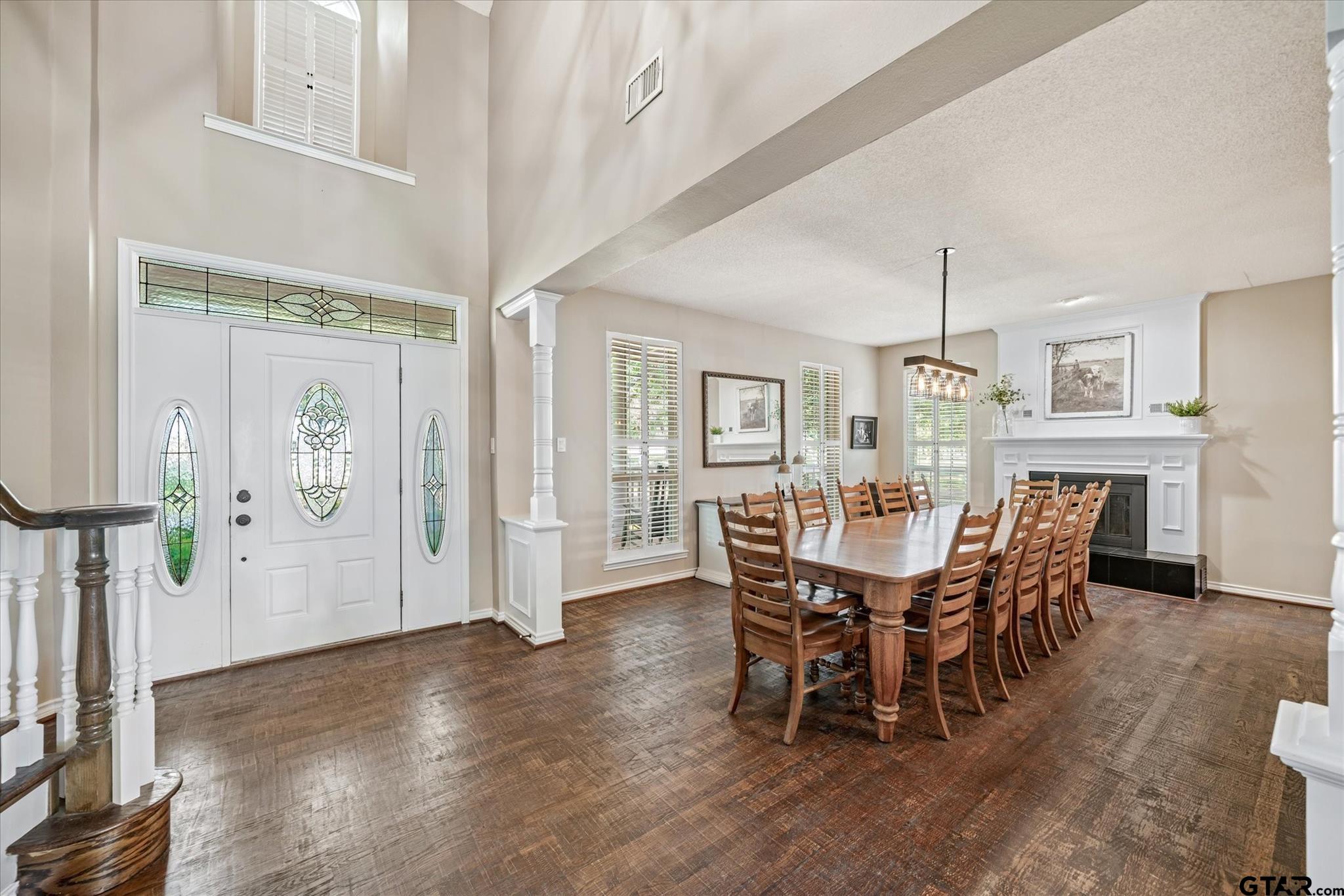 Mabank, Texas, 75147, United States, 5 Bedrooms Bedrooms, ,7 BathroomsBathrooms,Residential,Active,1985855