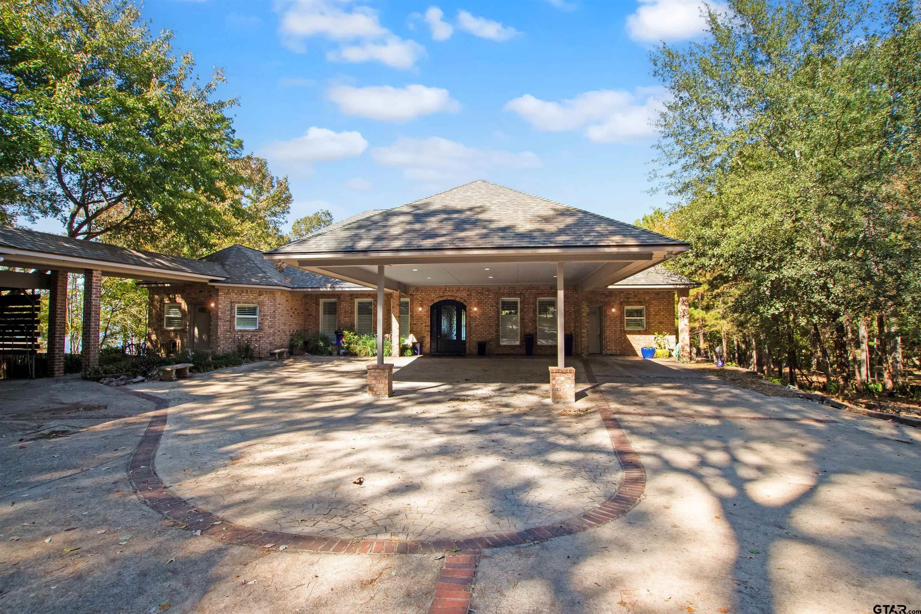 Flint, Texas, 75762, United States, 5 Bedrooms Bedrooms, ,6 BathroomsBathrooms,Residential,Active,1987250 Flint, Texas, 75762, United States, 5 Bedrooms Bedrooms, ,6 BathroomsBathrooms,Residential,Active,1987250