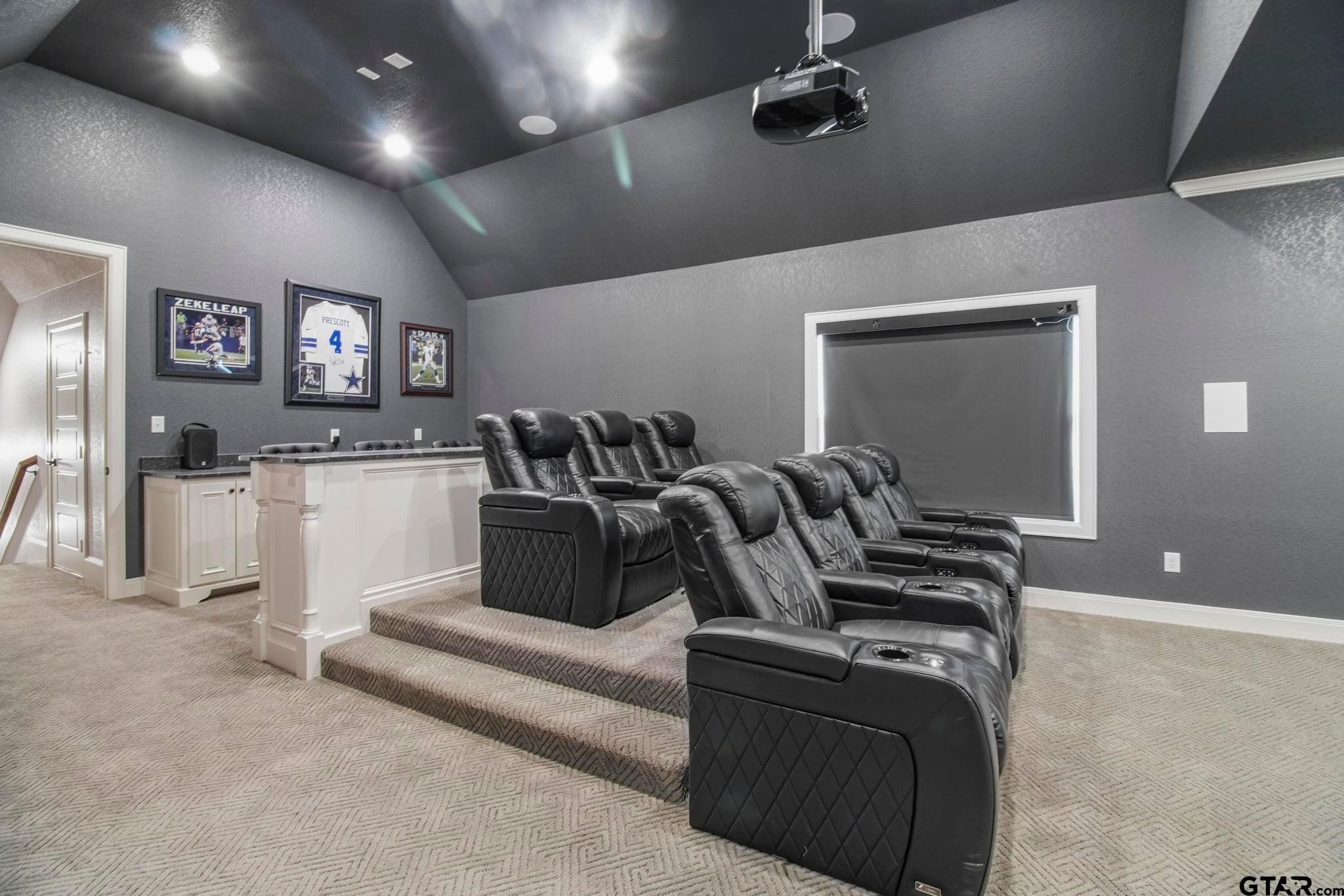 Tyler, Texas, 75703, United States, 6 Bedrooms Bedrooms, ,9 BathroomsBathrooms,Residential,Active,2006929