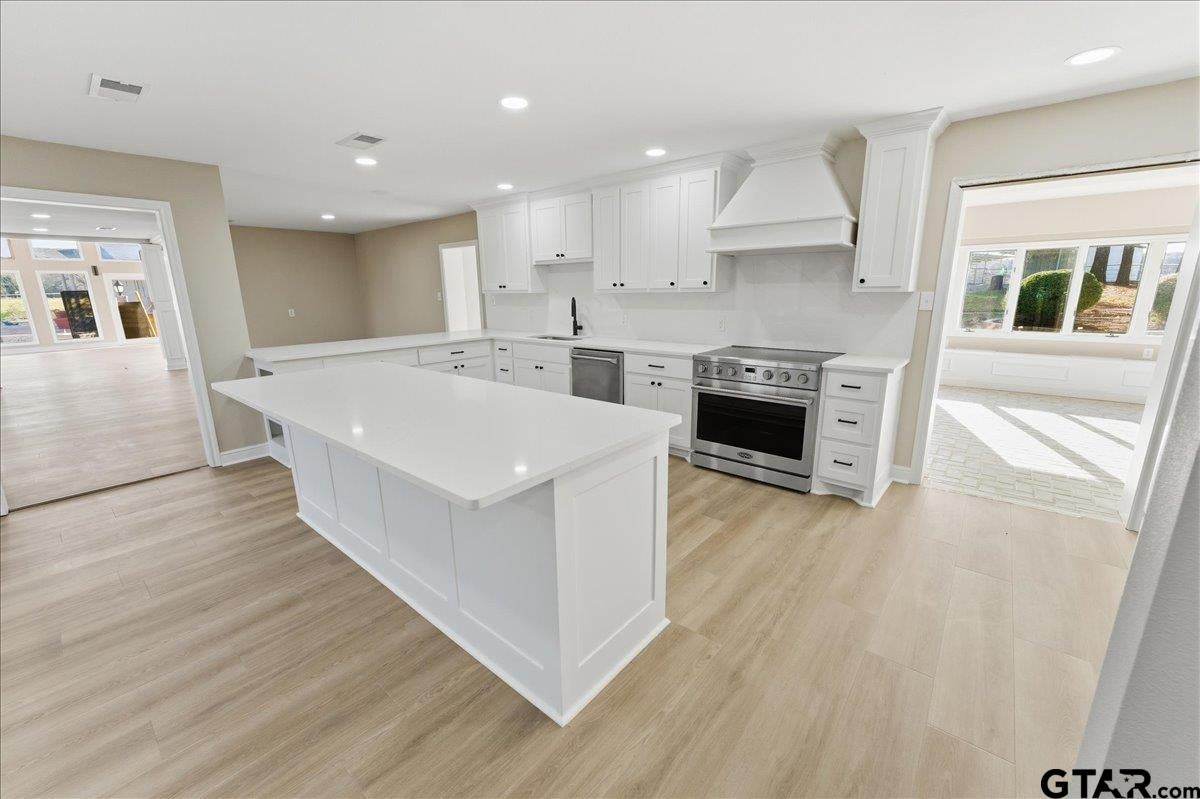 Sulphur Springs, Texas, 75482, United States, 4 Bedrooms Bedrooms, ,4 BathroomsBathrooms,Residential,Active,1999168