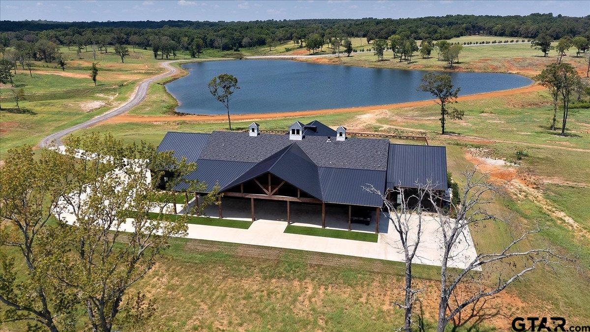 Lindale, Texas, 75771, United States, 4 Bedrooms Bedrooms, ,7 BathroomsBathrooms,Residential,Active,1941343