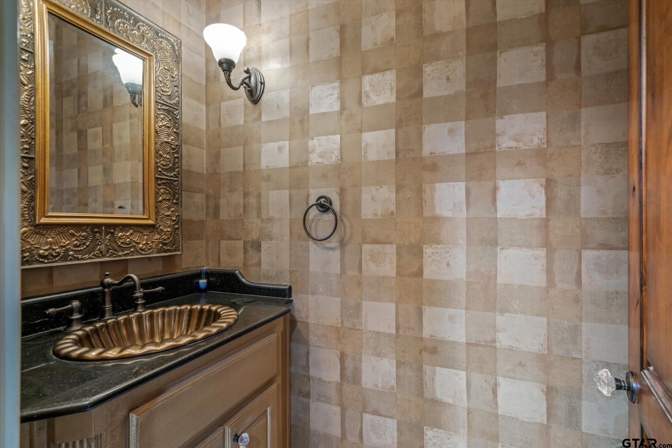 Canton, Texas, 75103, United States, 4 Bedrooms Bedrooms, ,6 BathroomsBathrooms,Residential,Active,1920271