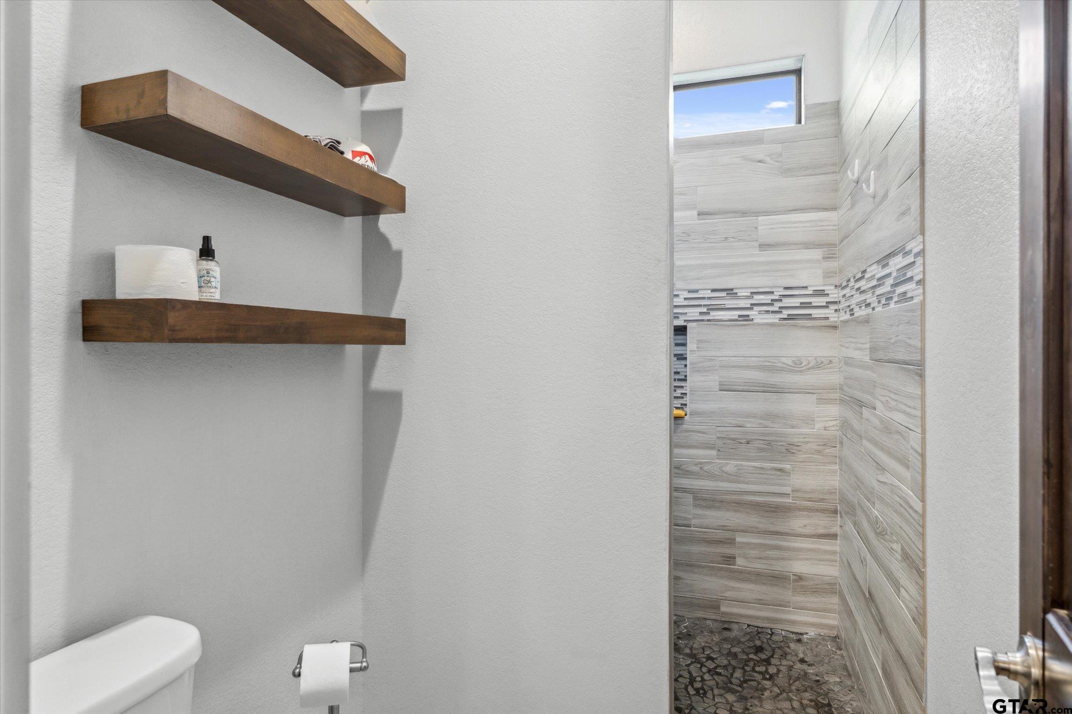 Ben Wheeler, Texas, 75754, United States, ,3 BathroomsBathrooms,Residential,Active,1808234