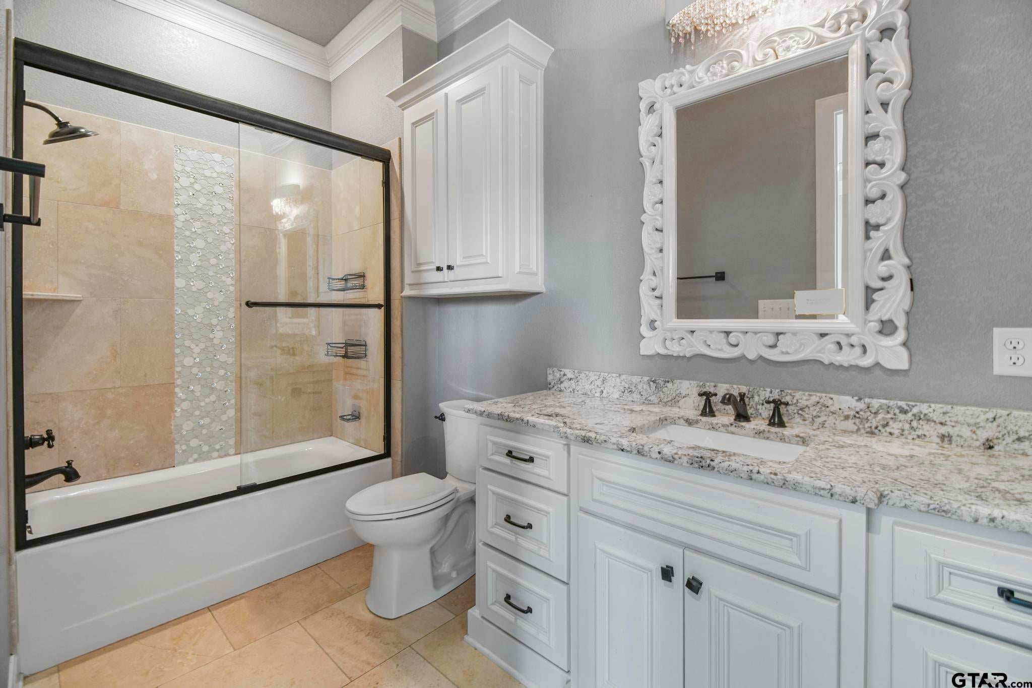 Tyler, Texas, 75703, United States, 6 Bedrooms Bedrooms, ,9 BathroomsBathrooms,Residential,Active,1953435