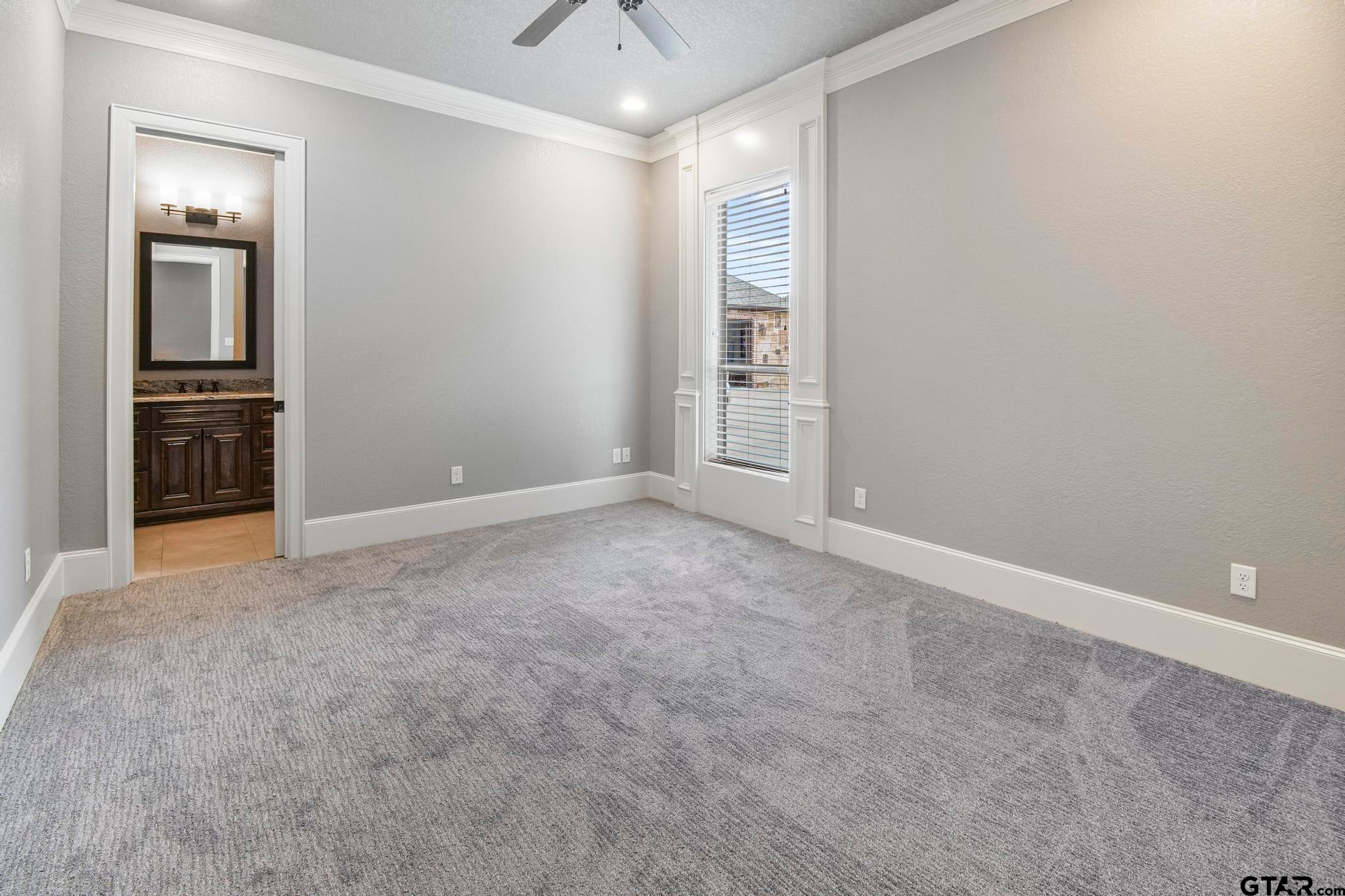 Tyler, Texas, 75703, United States, 6 Bedrooms Bedrooms, ,9 BathroomsBathrooms,Residential,Active,1953435