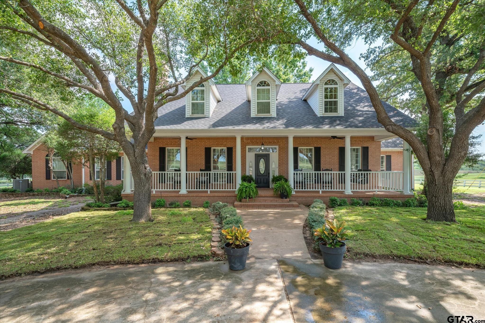 Mabank, Texas, 75147, United States, 5 Bedrooms Bedrooms, ,7 BathroomsBathrooms,Residential,Active,1985855