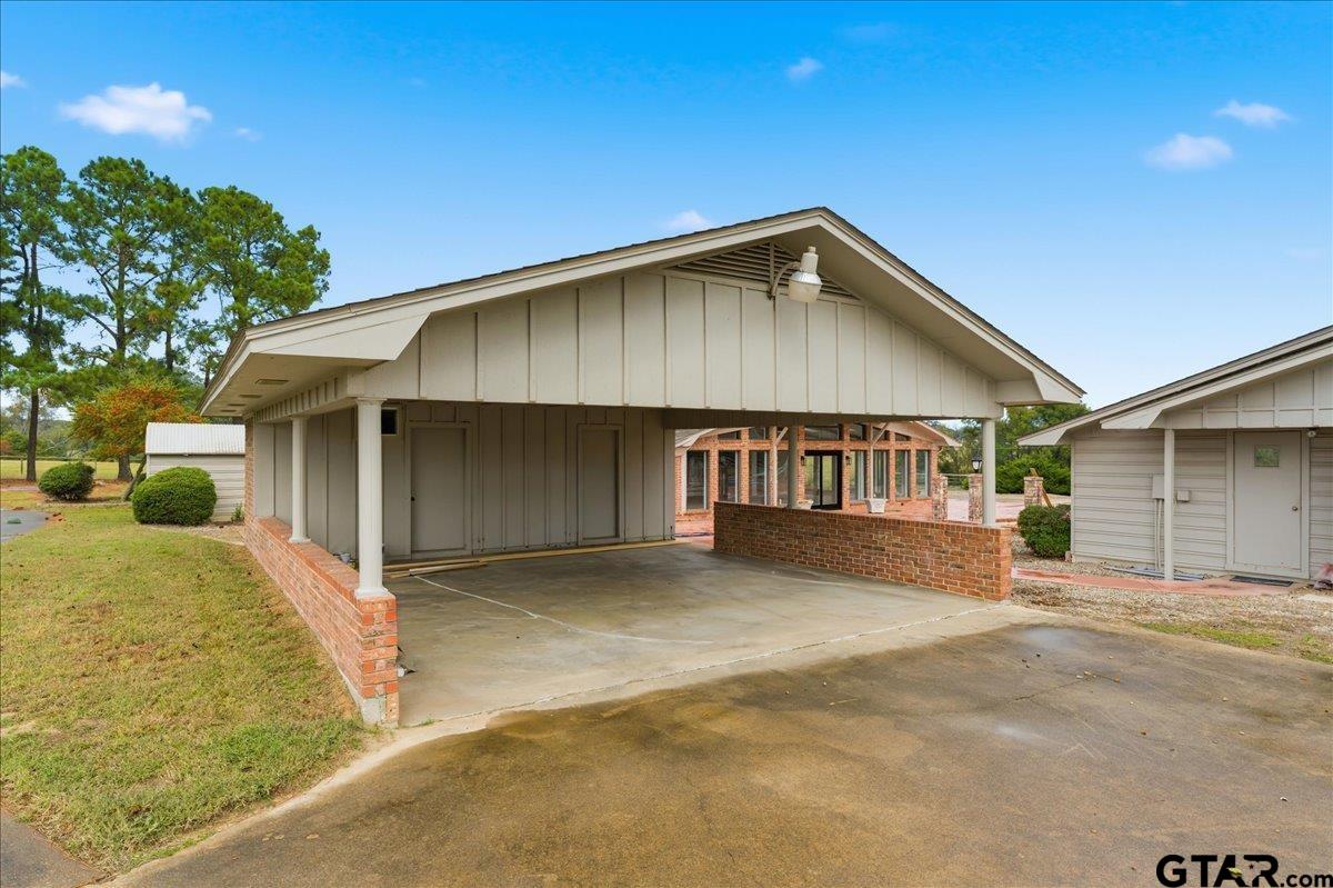 Sulphur Springs, Texas, 75482, United States, 4 Bedrooms Bedrooms, ,4 BathroomsBathrooms,Residential,Active,1999168