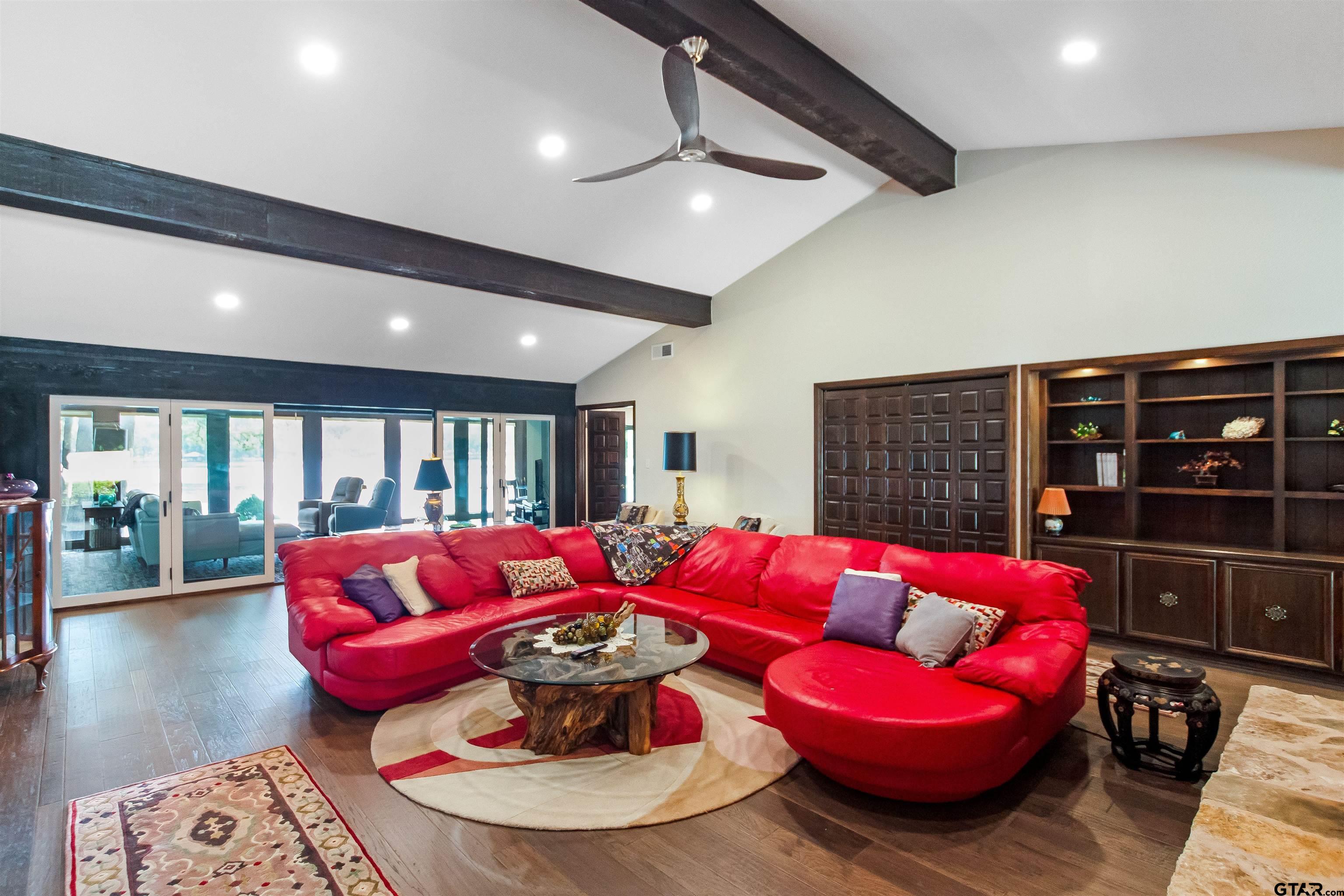Hideaway, Texas, 75771, United States, 4 Bedrooms Bedrooms, ,5 BathroomsBathrooms,Residential,Contingent,1920232