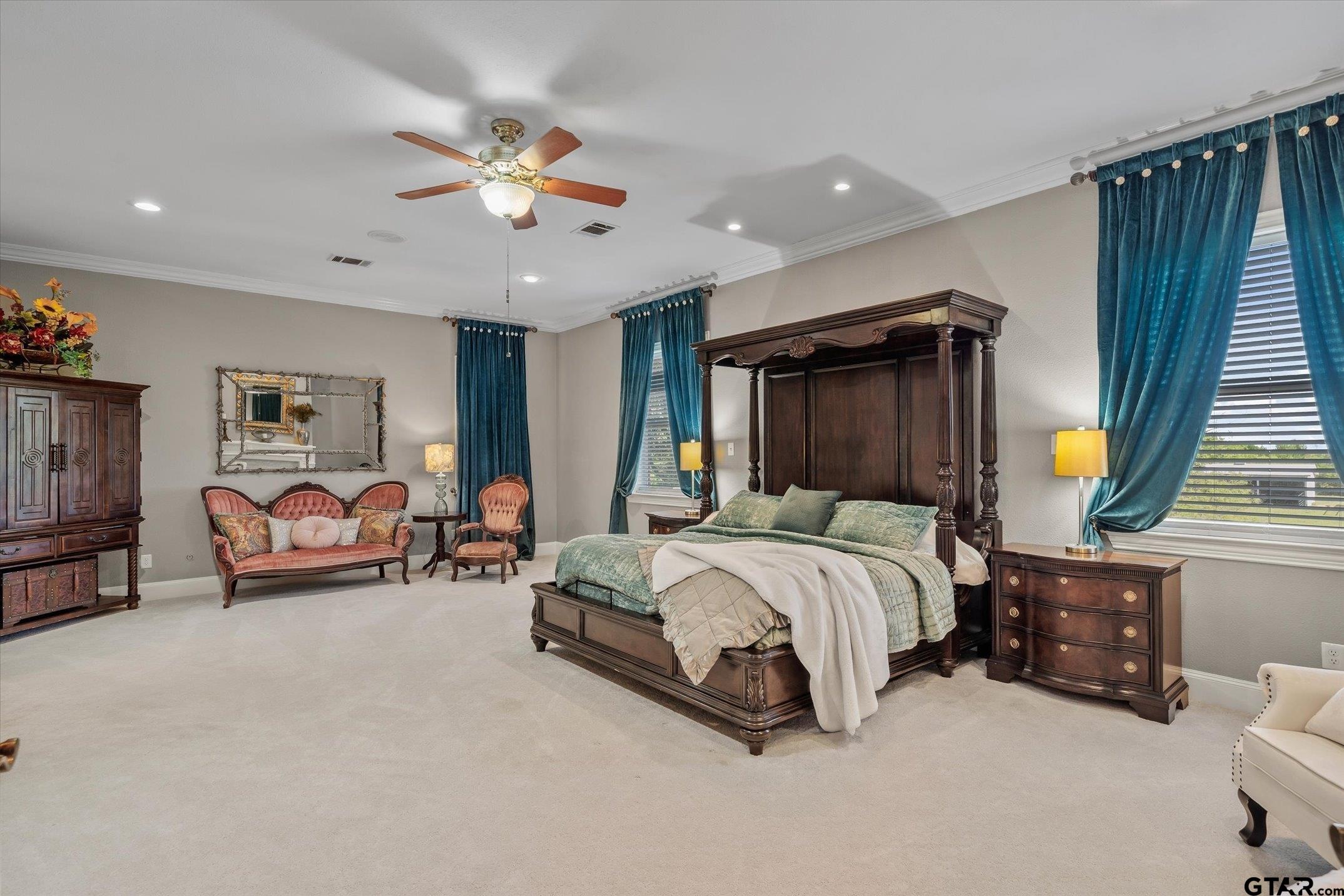 Ennis, Texas, 75119, United States, 5 Bedrooms Bedrooms, ,6 BathroomsBathrooms,Residential,Active,2043796