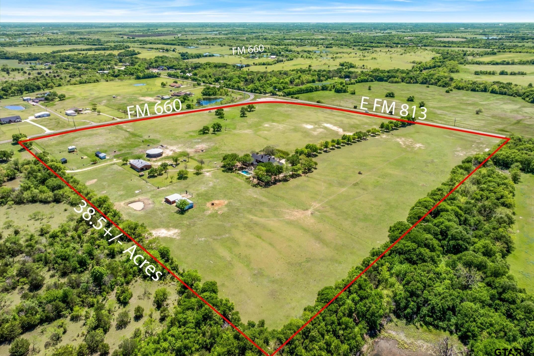 Ennis, Texas, 75119, United States, 5 Bedrooms Bedrooms, ,6 BathroomsBathrooms,Residential,Active,2043796
